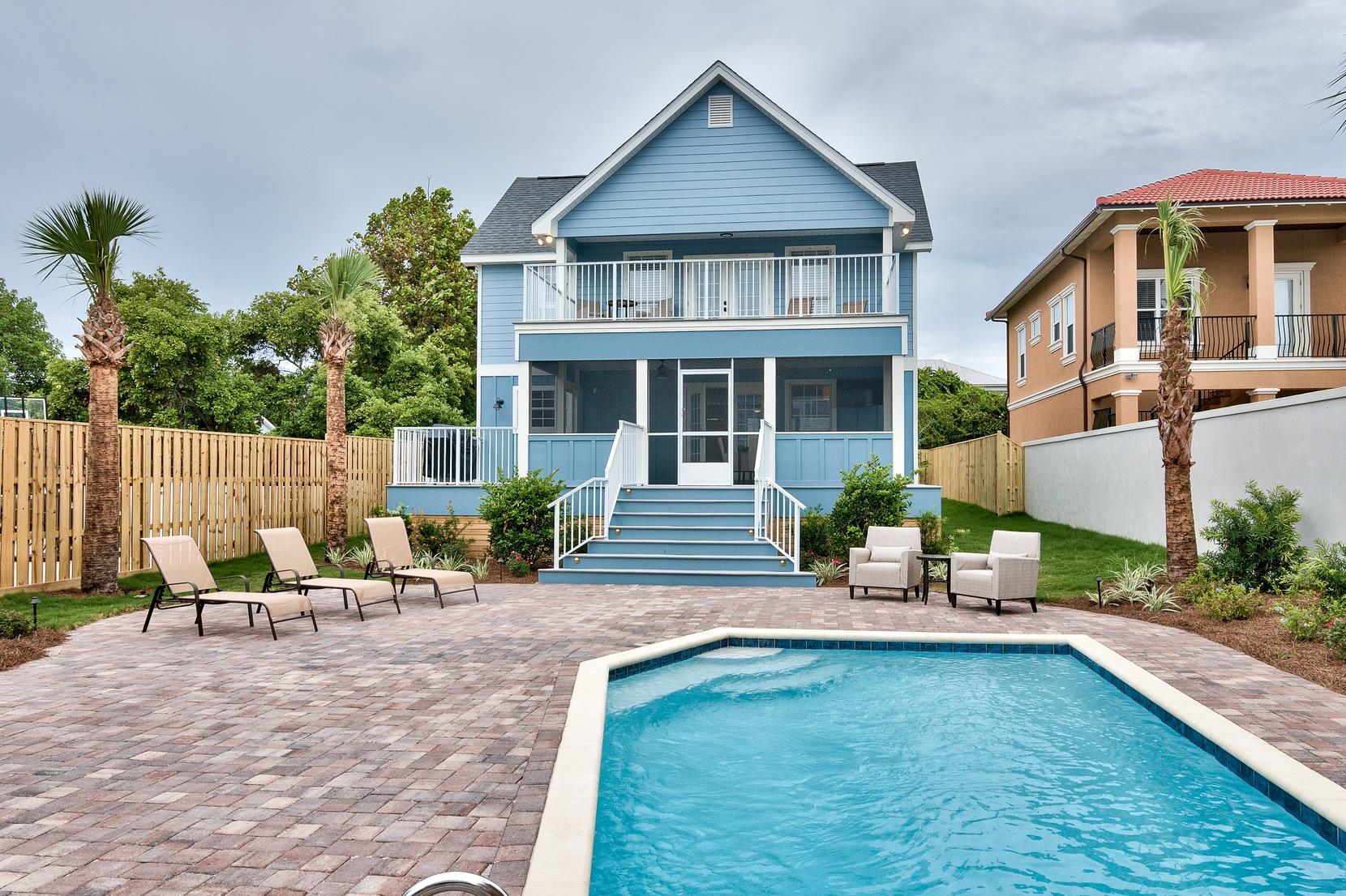 CRYSTAL BEACH - Residential