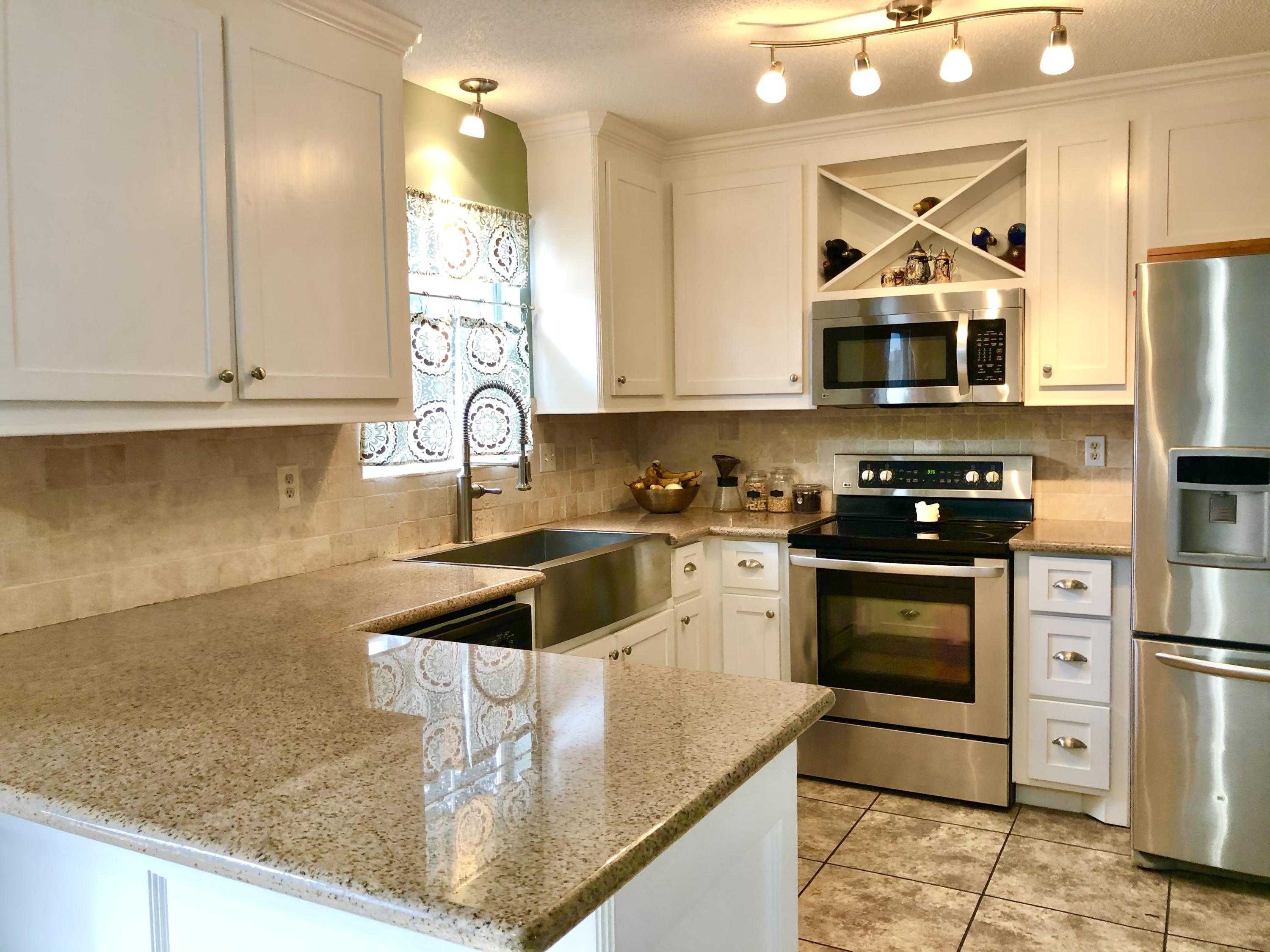 AZALEA GARDENS - Residential