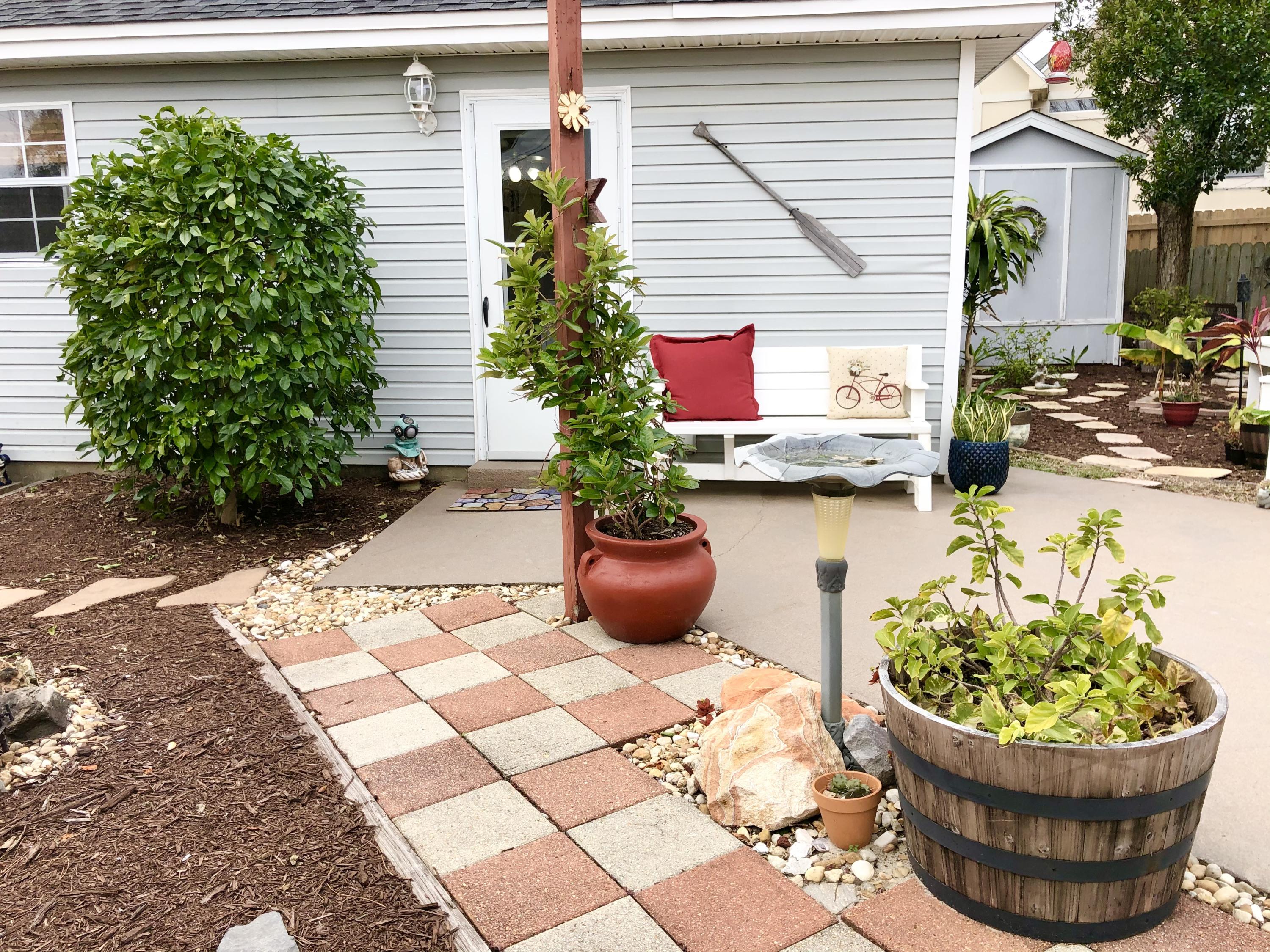 AZALEA GARDENS - Residential