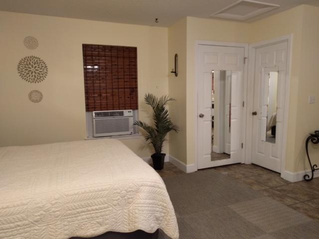 AZALEA GARDENS - Residential