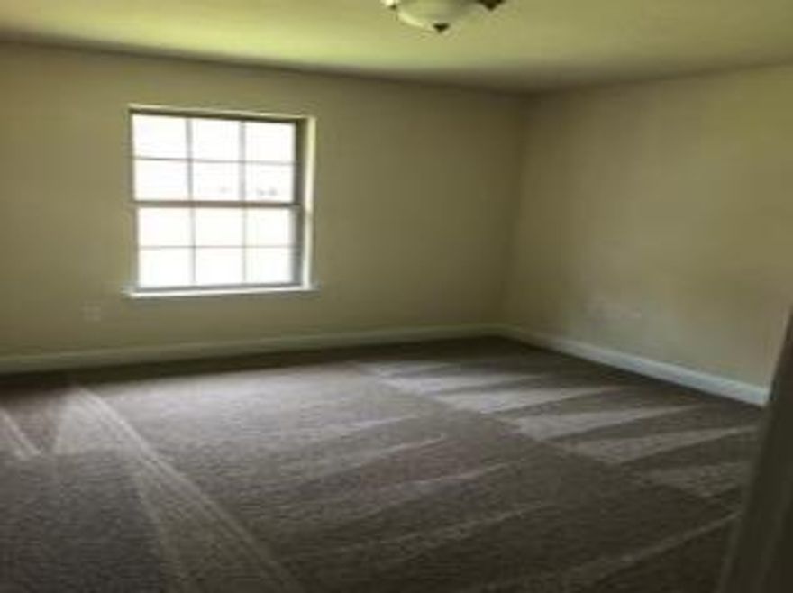 ALL GAS HOME This remarkable all gas home boasts craftsman styling in an uncommonly charming neighborhood. Located approx 2 miles from Crestview High School. Features include granite counter tops in the kitchen, upgraded flooring in all the wet areas.