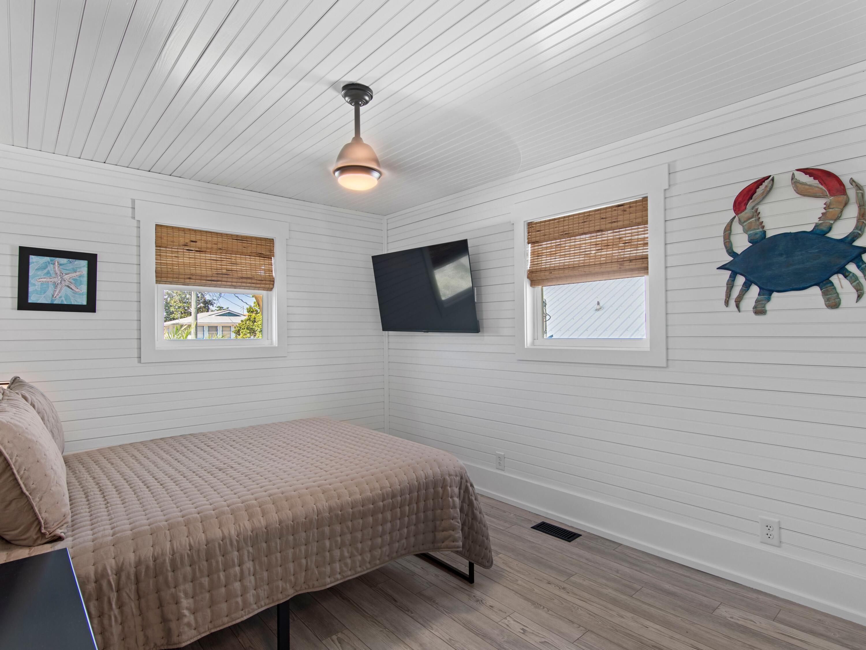 CRYSTAL BEACH - Residential