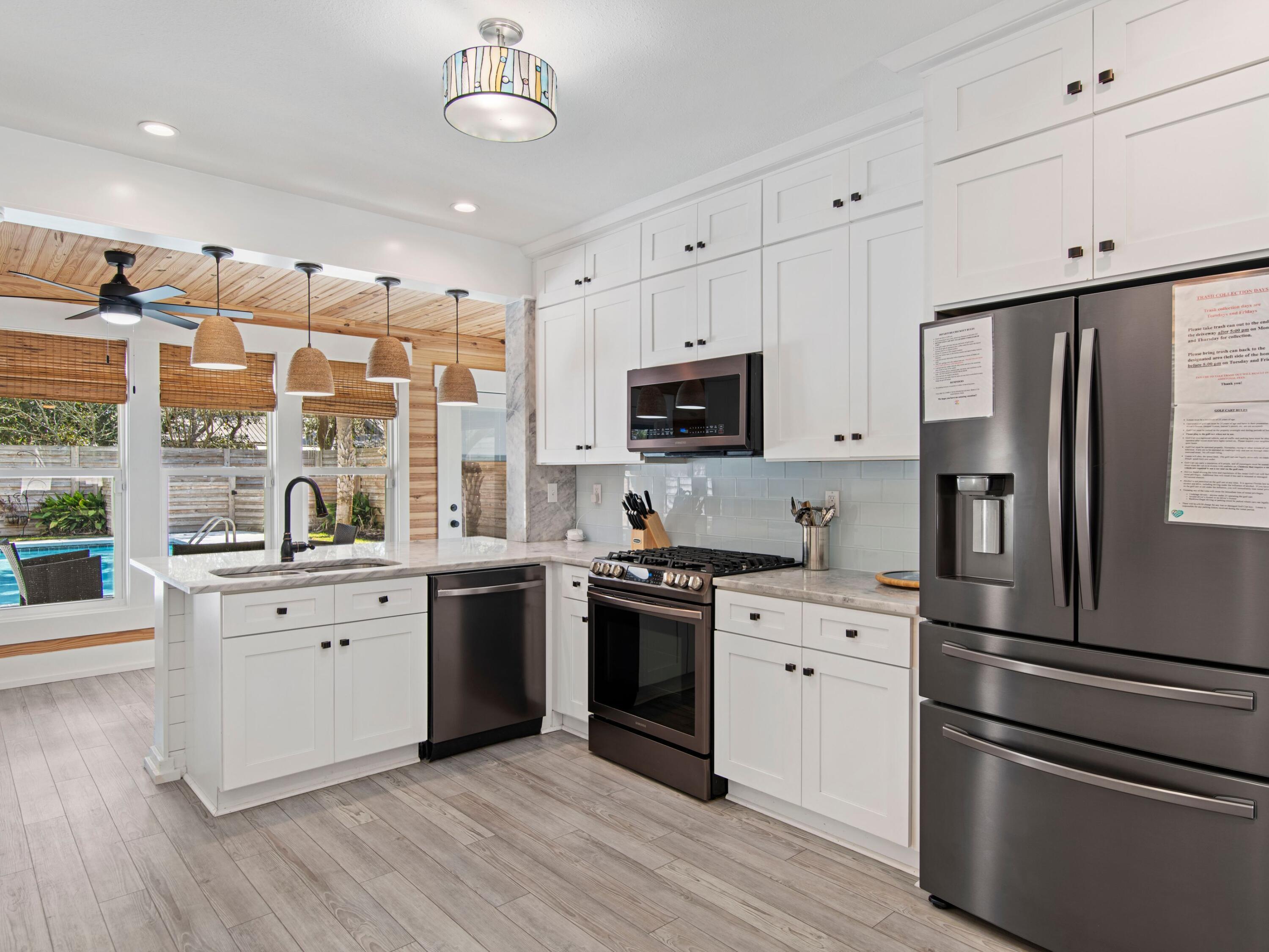 CRYSTAL BEACH - Residential