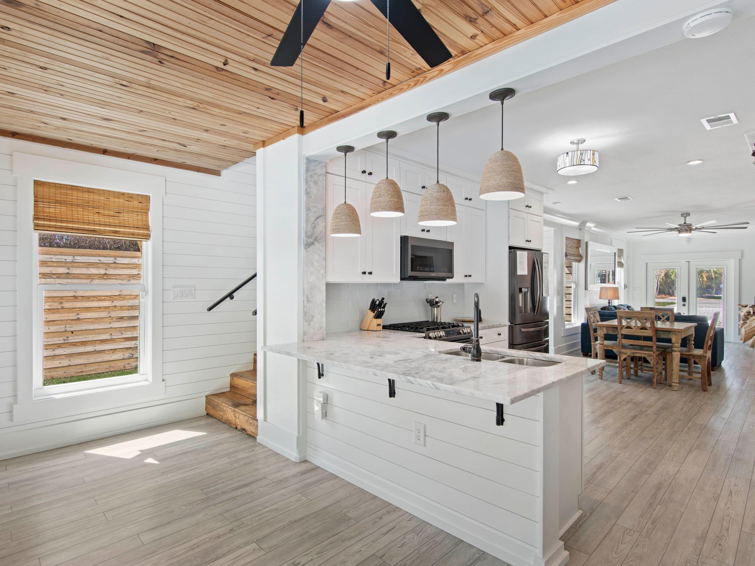 CRYSTAL BEACH - Residential