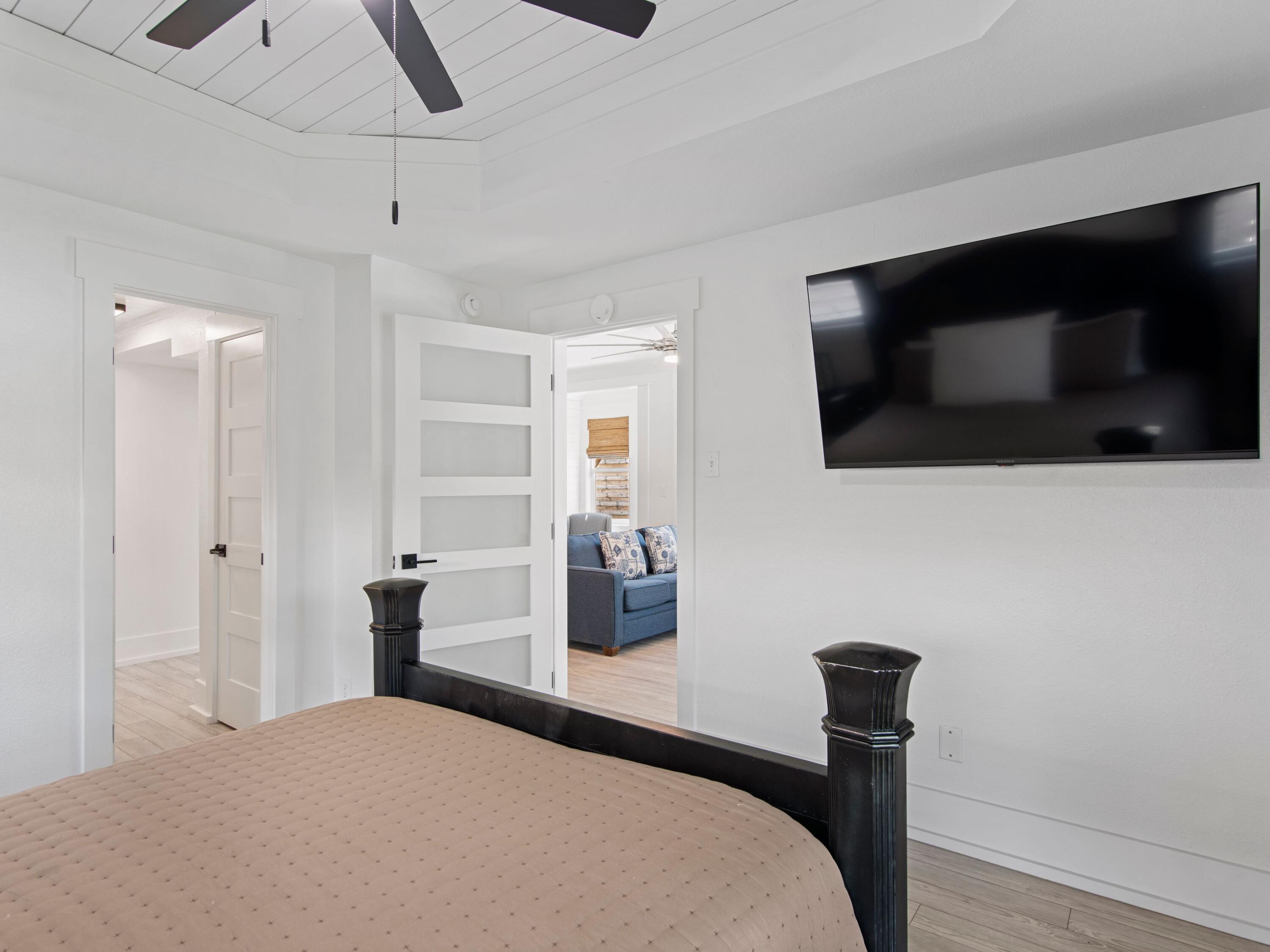 CRYSTAL BEACH - Residential