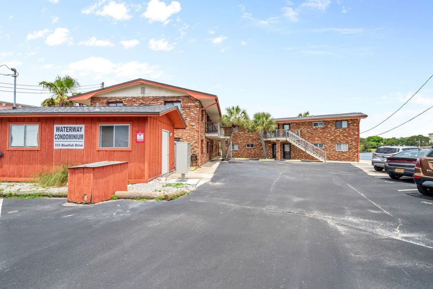 Lease October 5th- March 15th- utilities included plus internet. 2 bedroom condo located directly on the Intercoastal with a deeded deep water boat slip.  Owner has freshened up the unit with new LV flooring, and fresh coat of paint. Condo comes with 1 deeded parking space. Plenty of overflow parking in guest spaces. Kitchen is equipped with custom cabinetry with soft closing and duck tail drawers. Granite countertops in both the kitchen and bathroom. Out back you will find your very own deeded boat space, a private beach, a fish station, and a small boat ramp-the perfect place to launch a paddle board or small watercraft. The private beach is the ultimate place to watch the sunset, chill and grill while watching the dolphins play and the boat traffic pass through on their way to Destin, Navarre and beyond.
Both bedrooms have a water views with the master bedroom having a picturesque view of the Intercoastal. Condo is a short walk to public beach access #1, plenty of bars and some of the best restaurants the Emerald Coast has to offer. It's the best of both world- the Intercoastal and the beach!

Unit will come furnished

Condo is for sale.
Tenant MUST comply with showings with proper notification. 
Tenant to agree to a 6 week cancellation notice in case of sale.  