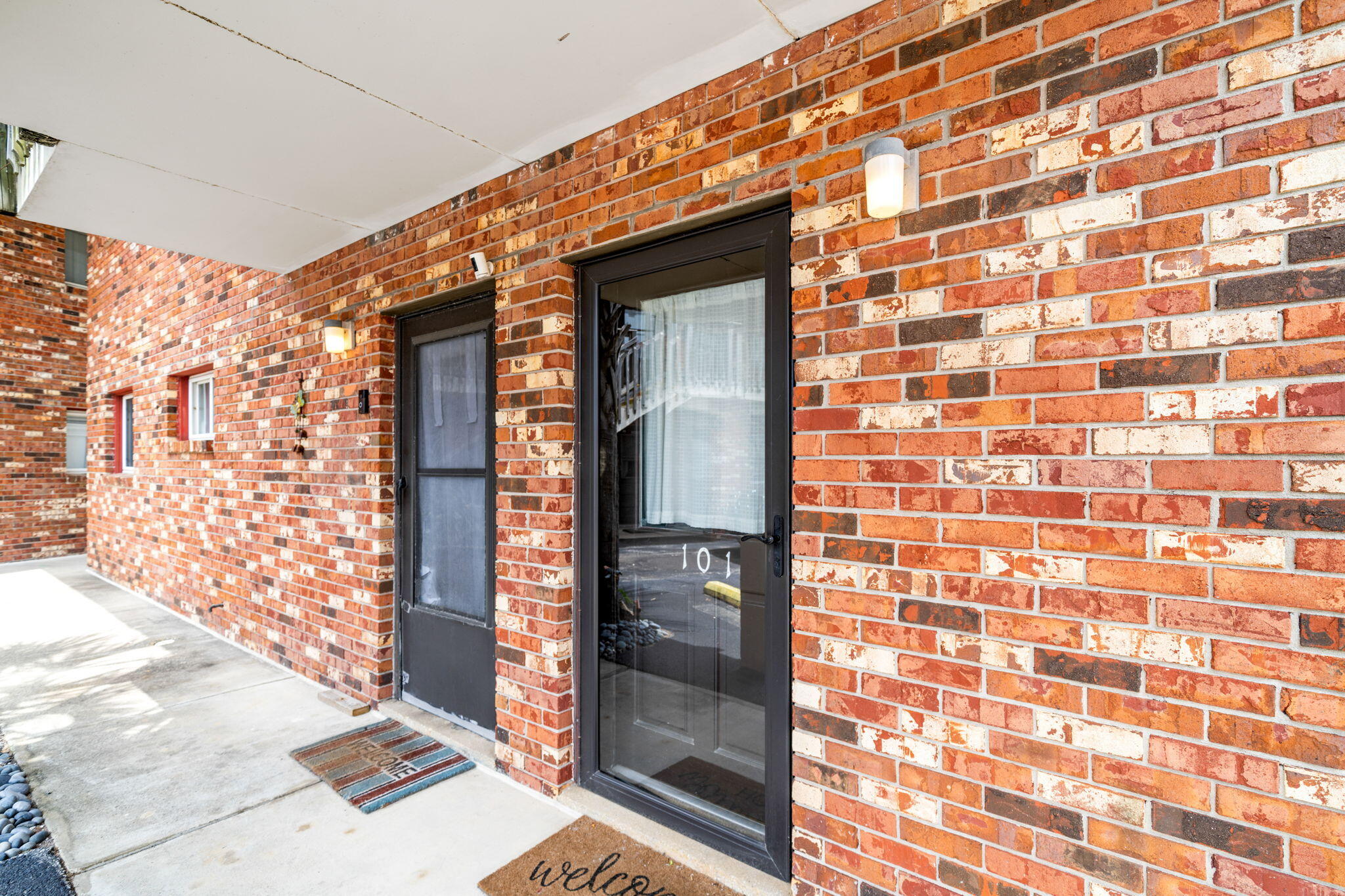 WATERWAY CONDO - Residential Lease