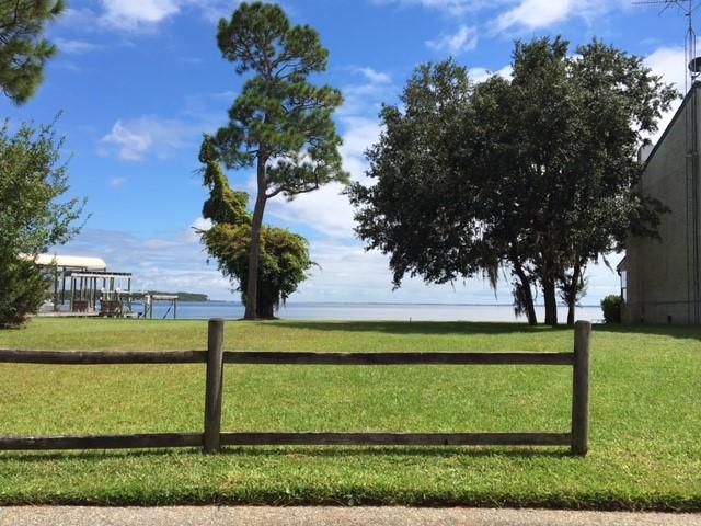 DOLPHIN COVE ESTATES - Land