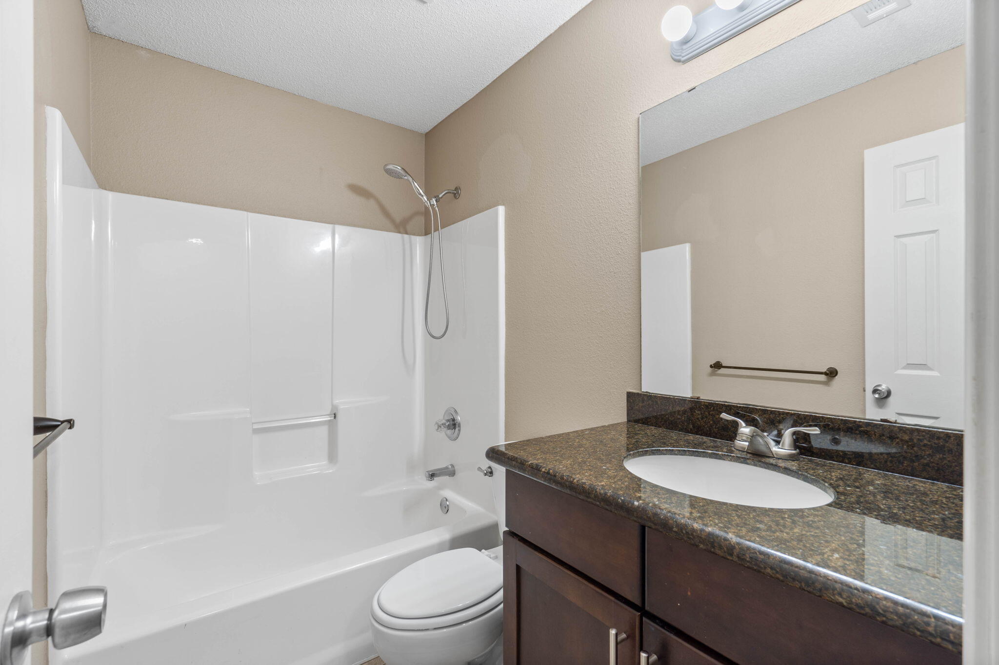 VILLA DANIELLE - Residential Lease