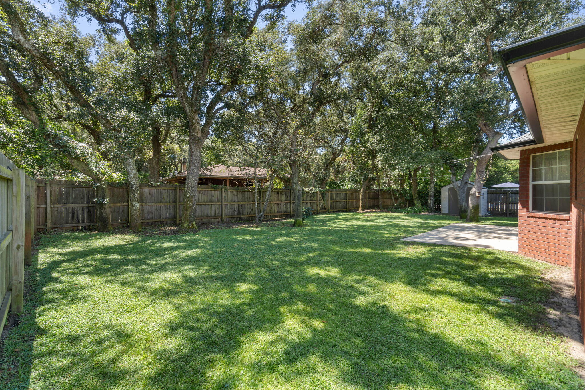 VILLA DANIELLE - Residential Lease
