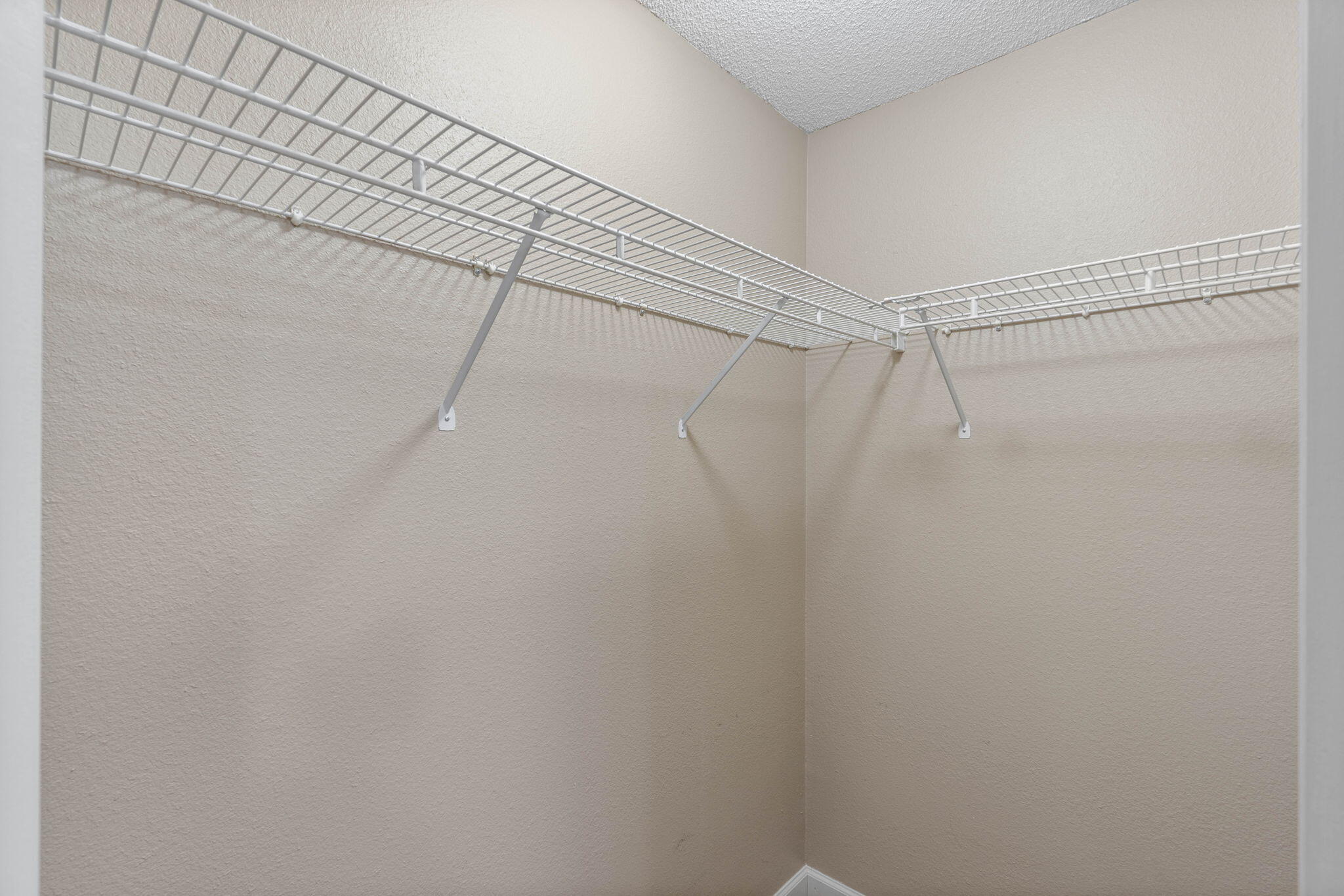 VILLA DANIELLE - Residential Lease
