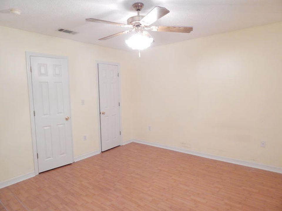 BRACKIN HEIGHTS S/D - Residential Lease