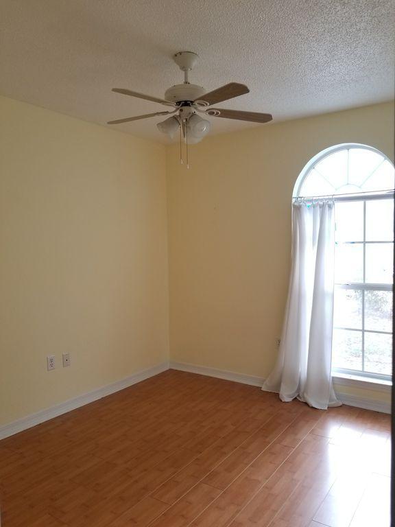 BRACKIN HEIGHTS S/D - Residential Lease