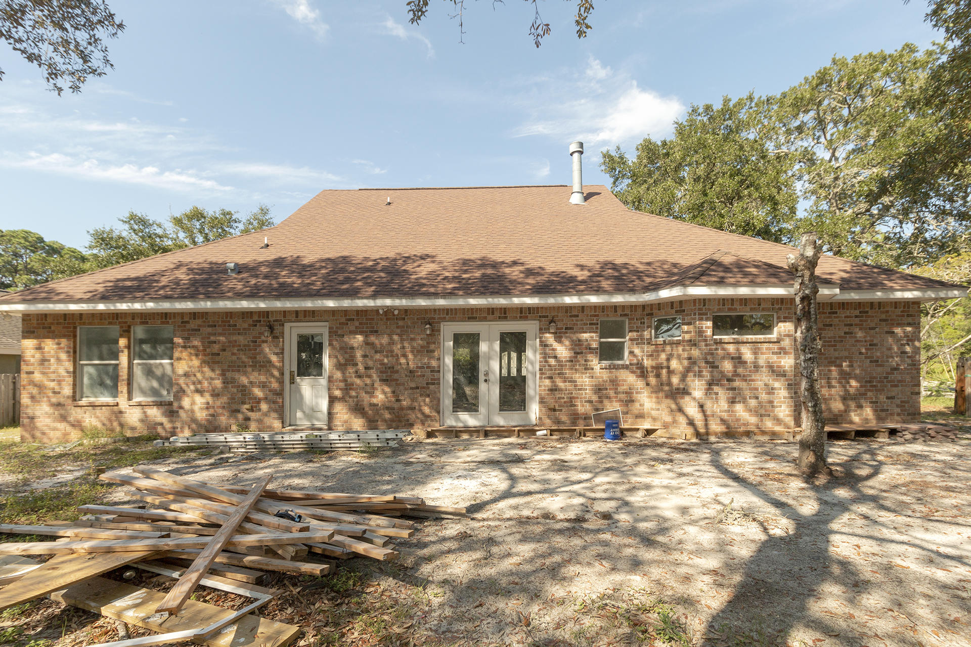 BAYOU BREEZE - Residential