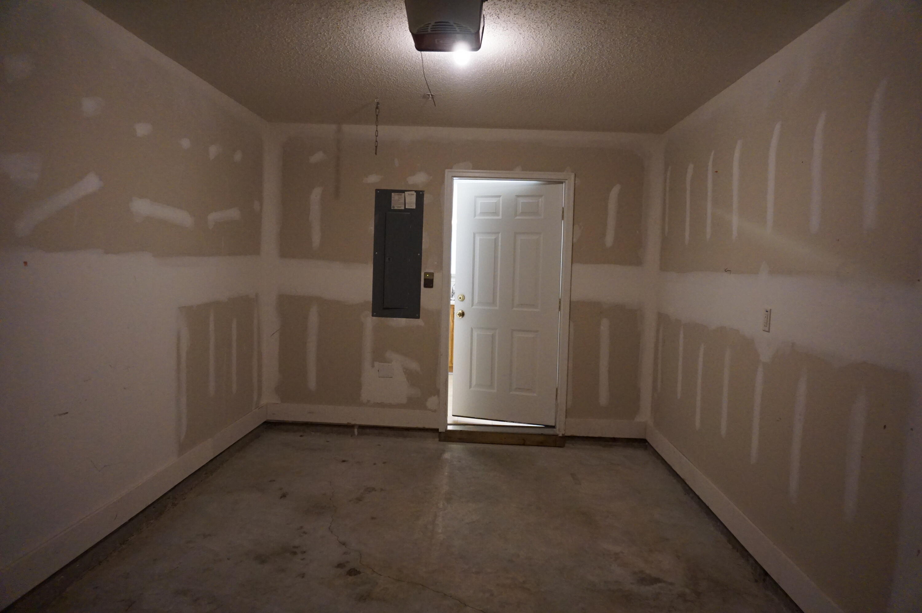 ROLLING PINES T/H LOT 80 BLK C - Residential