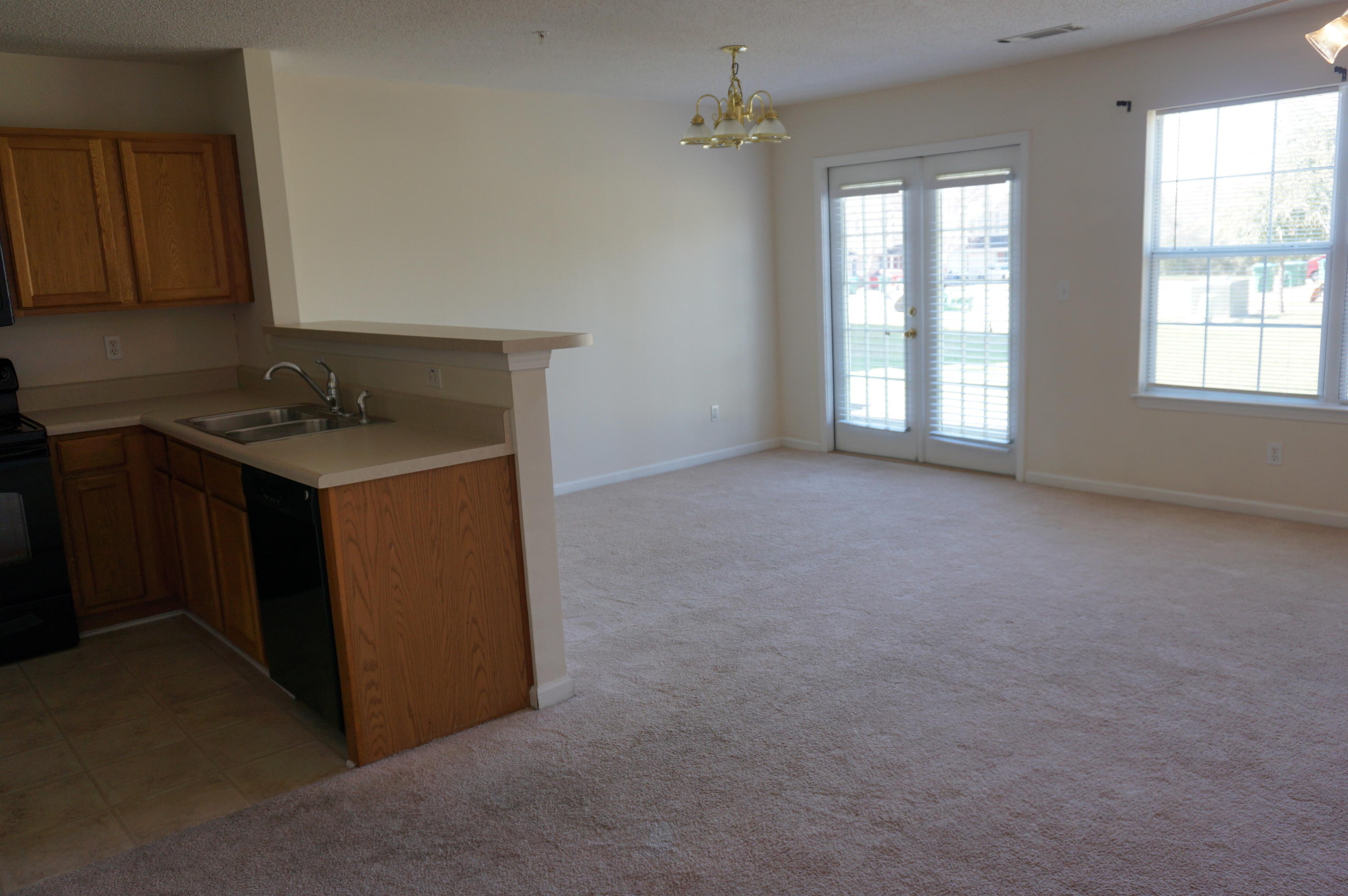 ROLLING PINES T/H LOT 80 BLK C - Residential