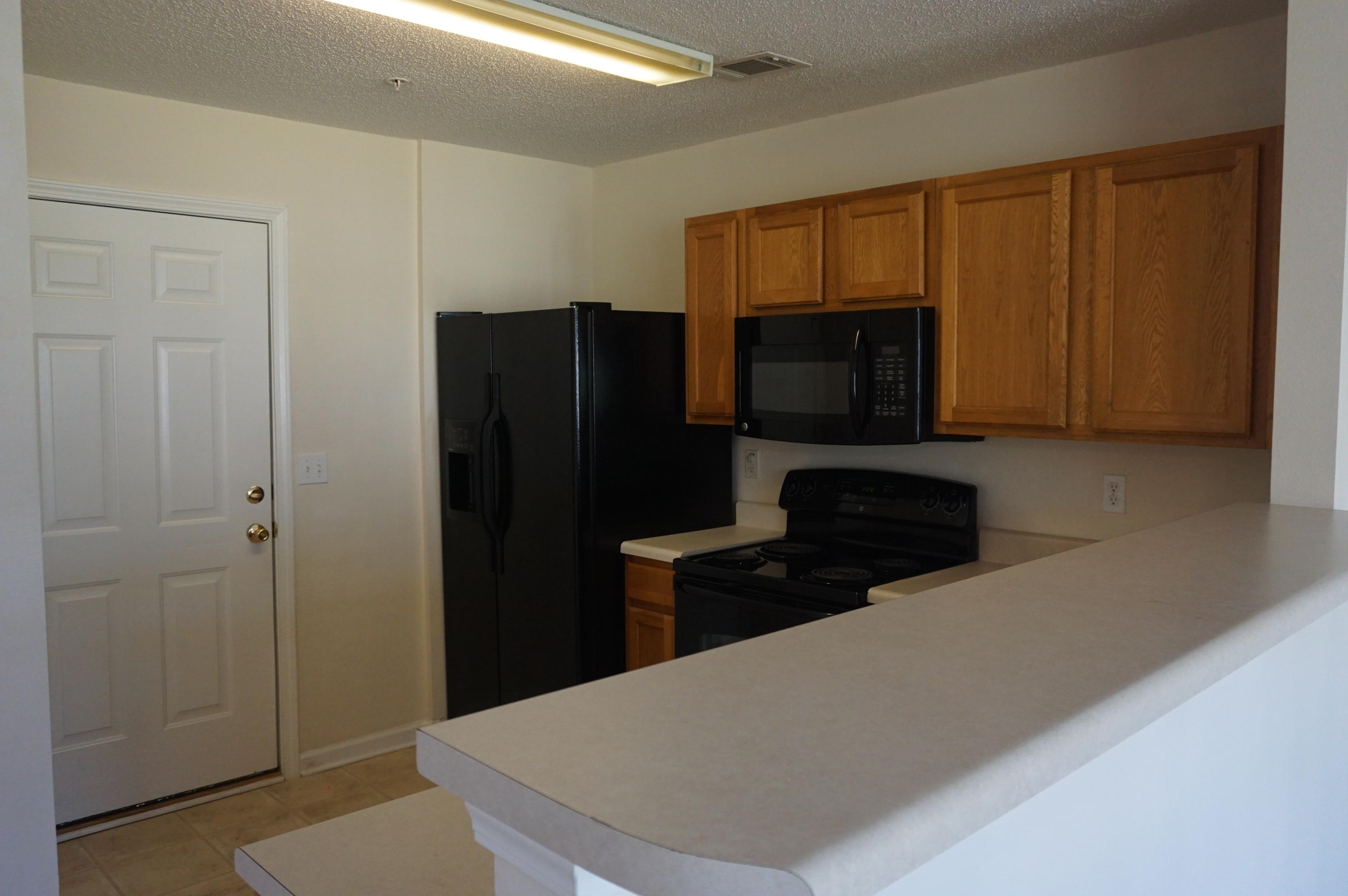 ROLLING PINES T/H LOT 80 BLK C - Residential