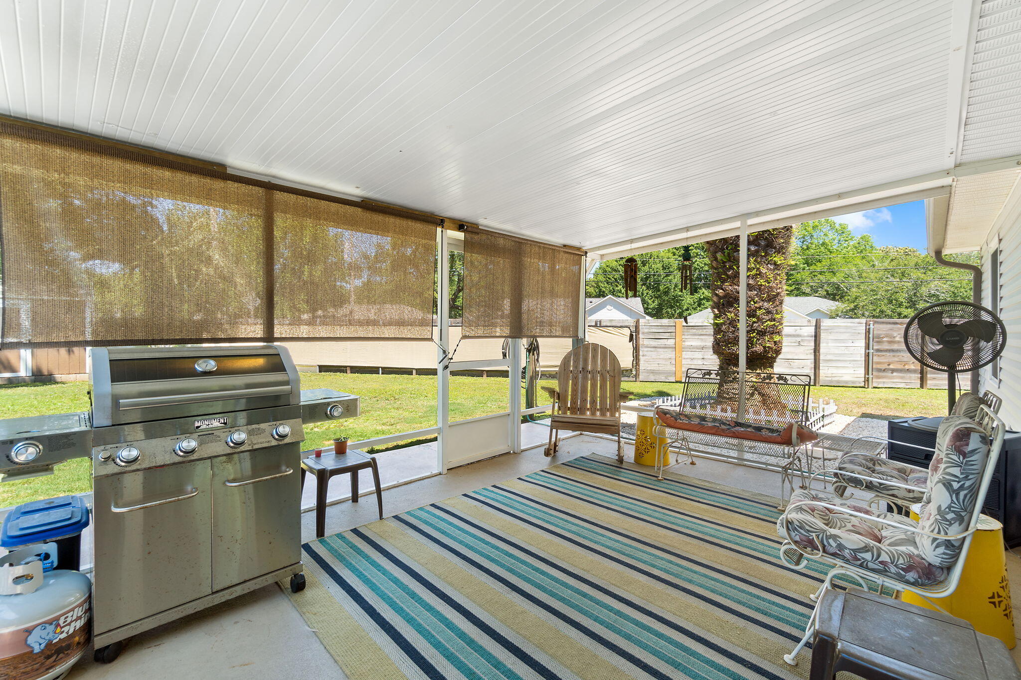 COUNTRY BREEZE ESTATES - Residential