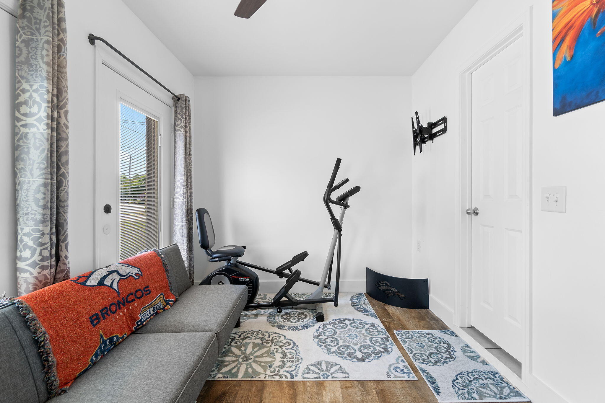 COUNTRY BREEZE ESTATES - Residential