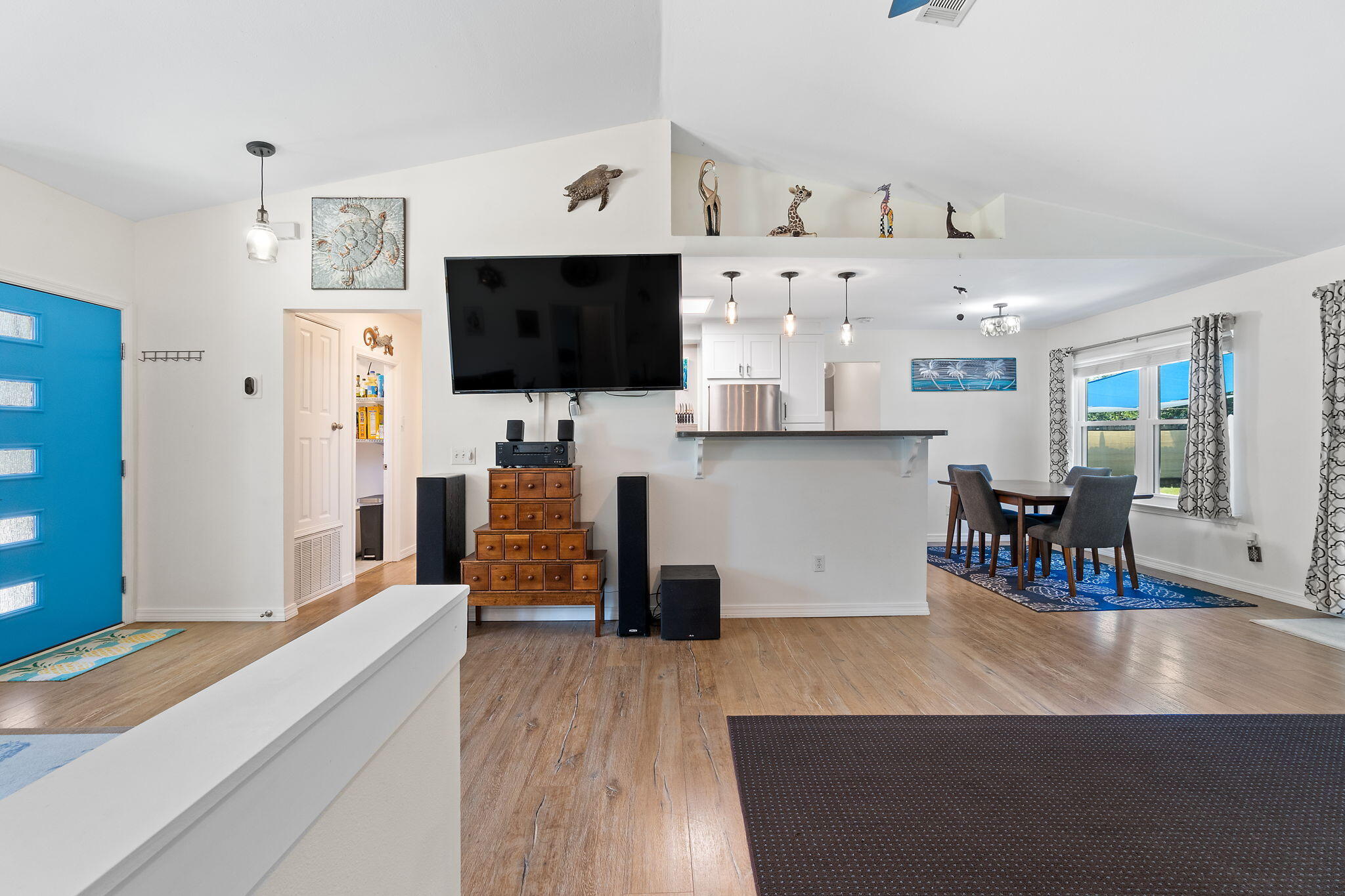 COUNTRY BREEZE ESTATES - Residential
