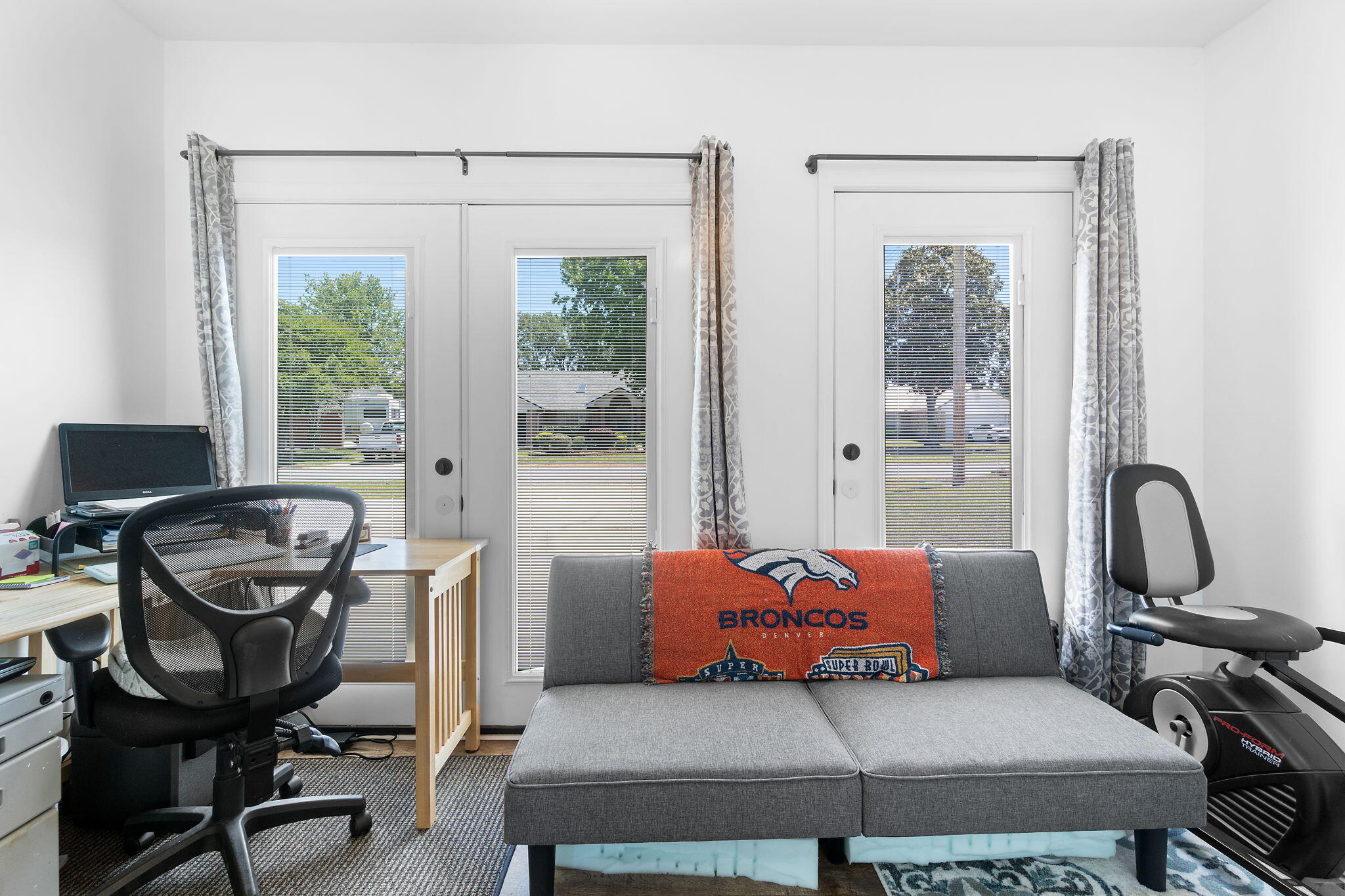 COUNTRY BREEZE ESTATES - Residential