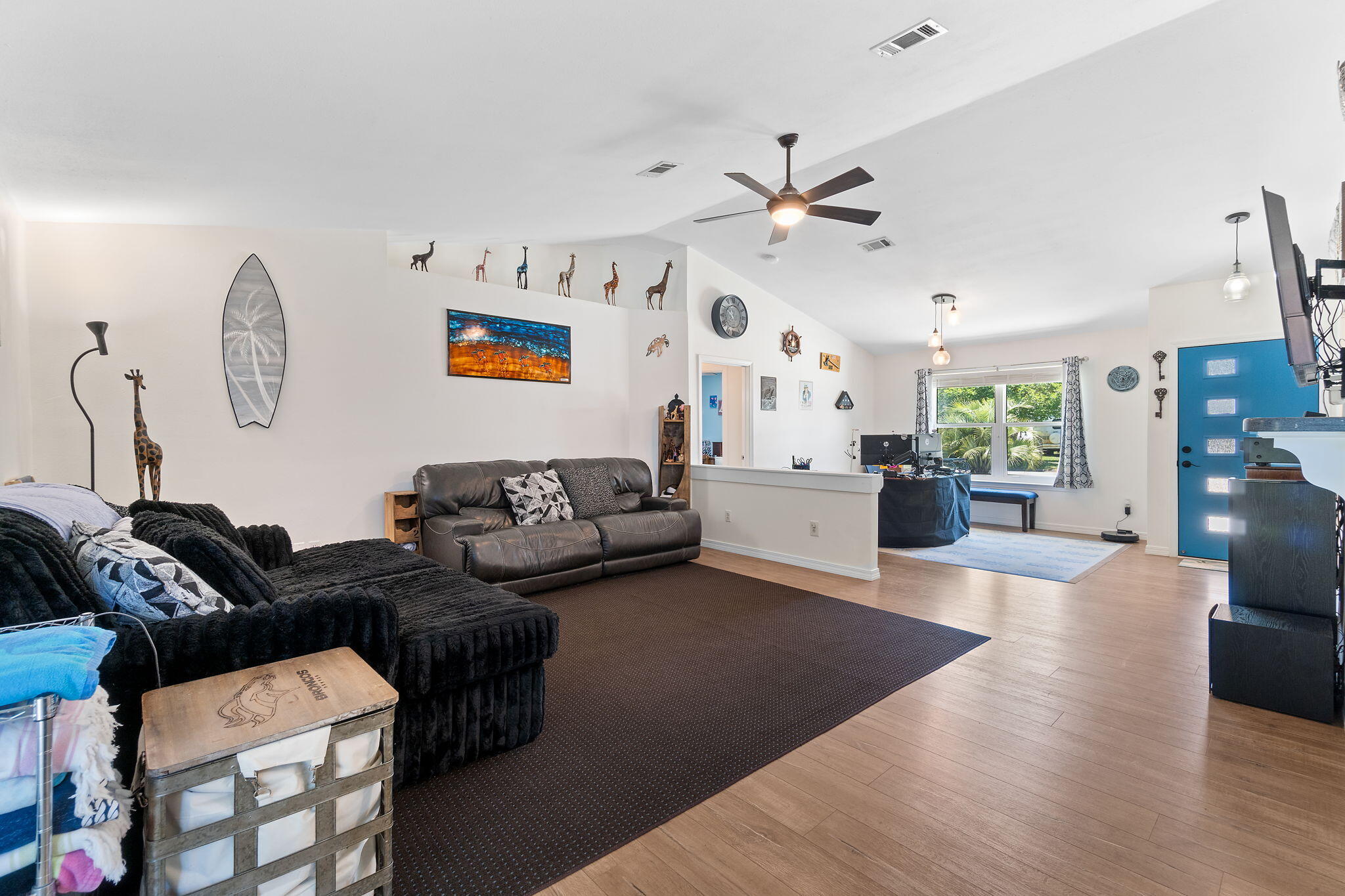 COUNTRY BREEZE ESTATES - Residential