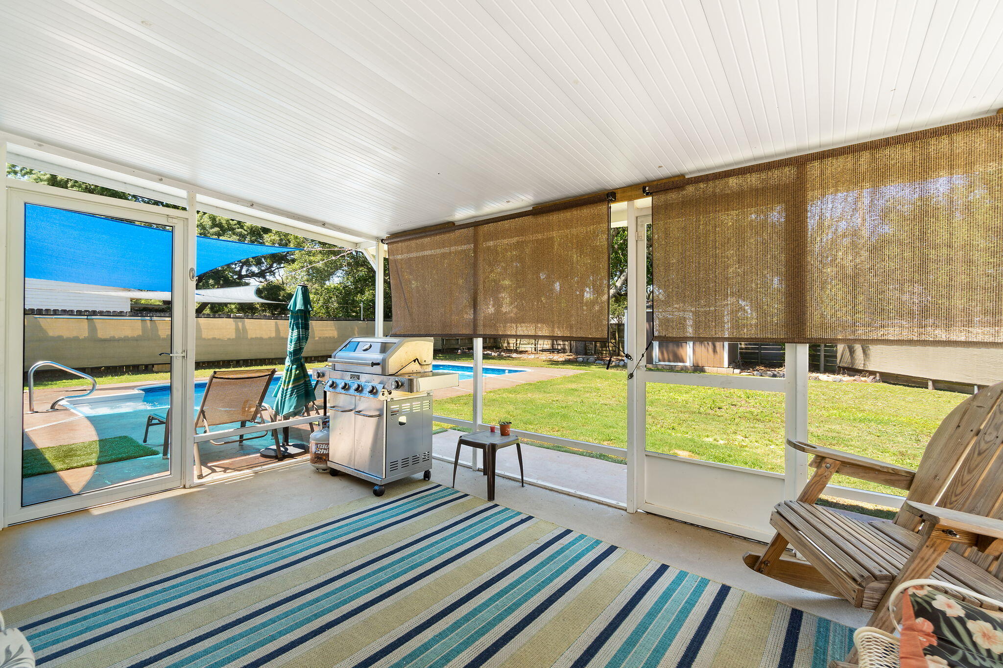COUNTRY BREEZE ESTATES - Residential