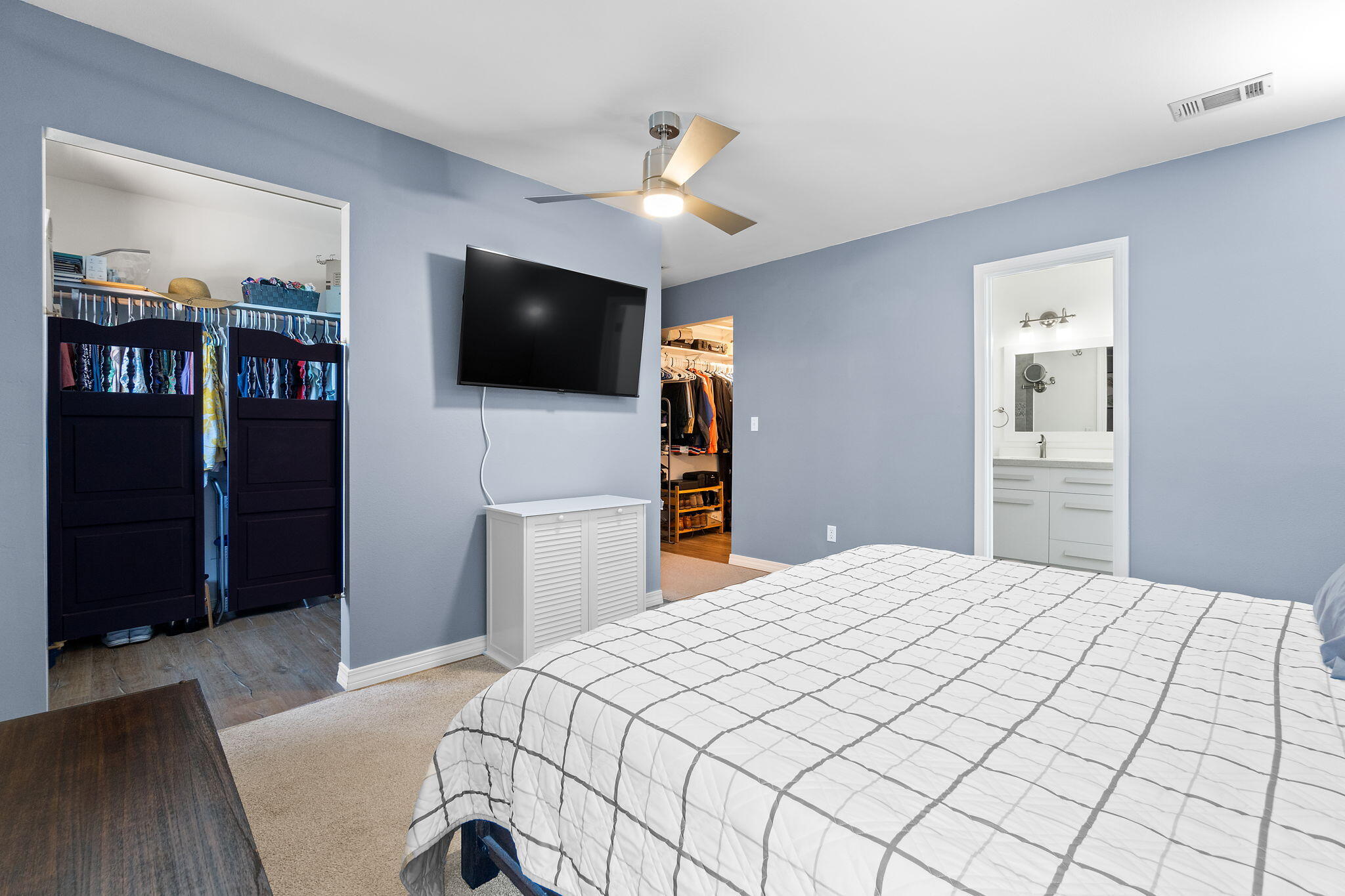 COUNTRY BREEZE ESTATES - Residential