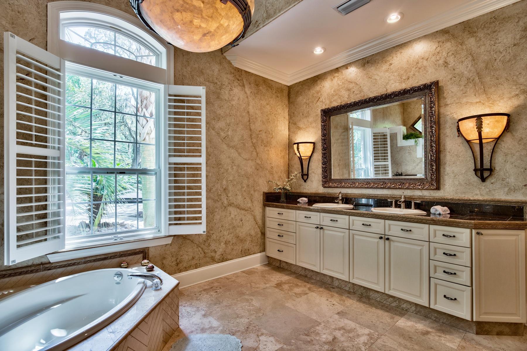 EDEN BAY ESTATES - Residential