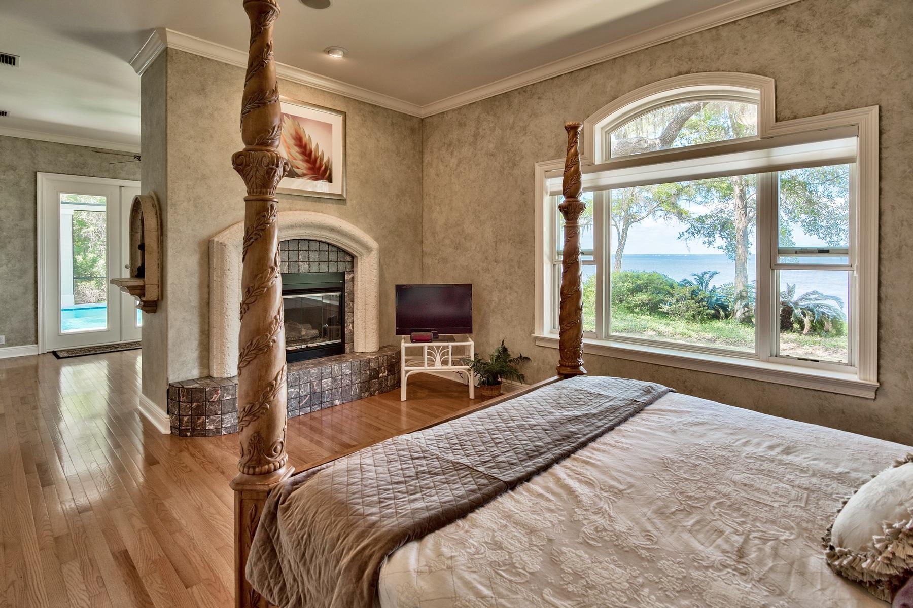 EDEN BAY ESTATES - Residential