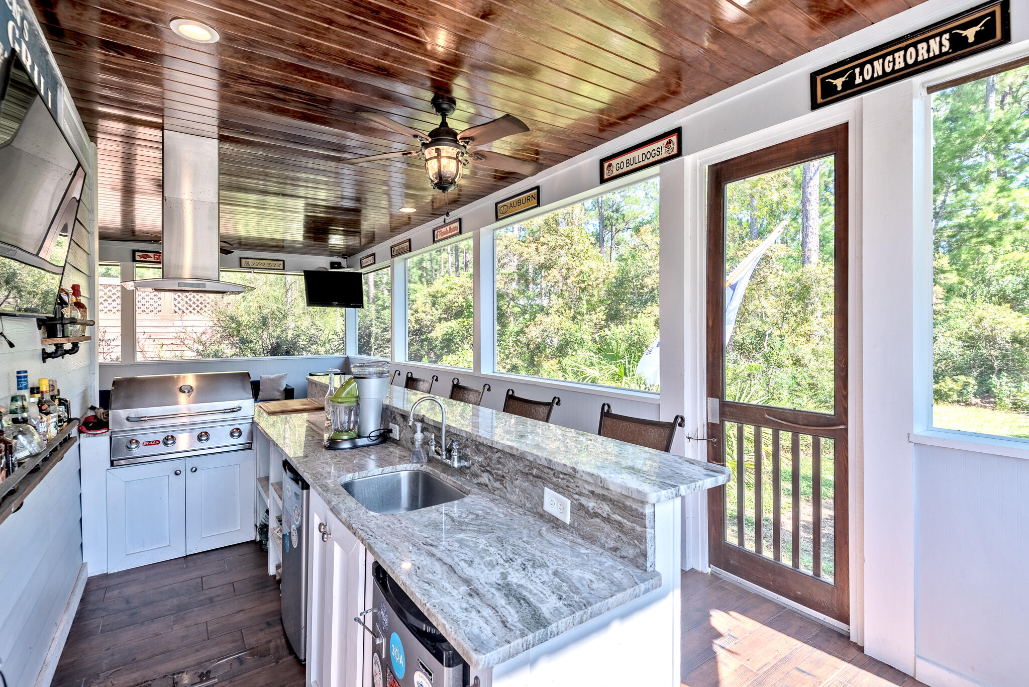 GRAYTON BAYOU - Residential