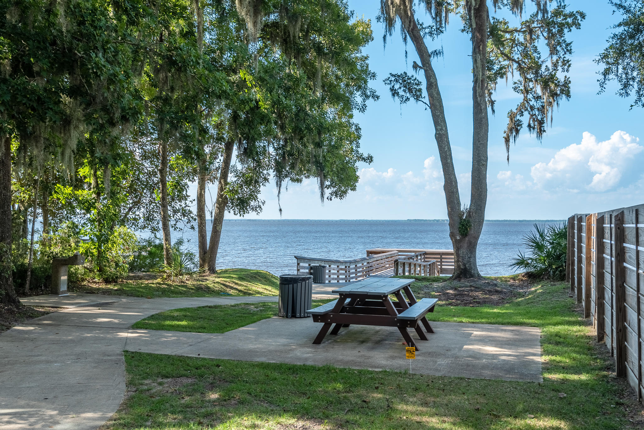 GRAYTON BAYOU - Residential