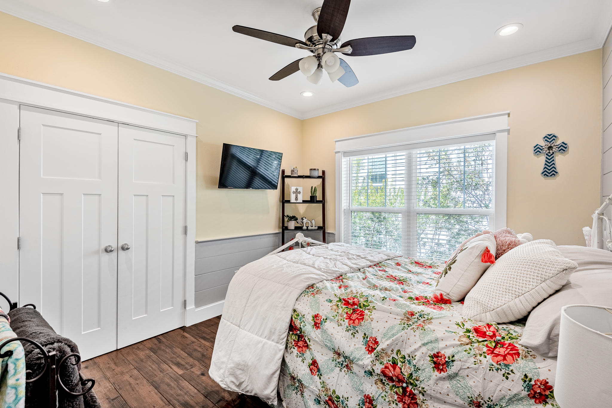 GRAYTON BAYOU - Residential