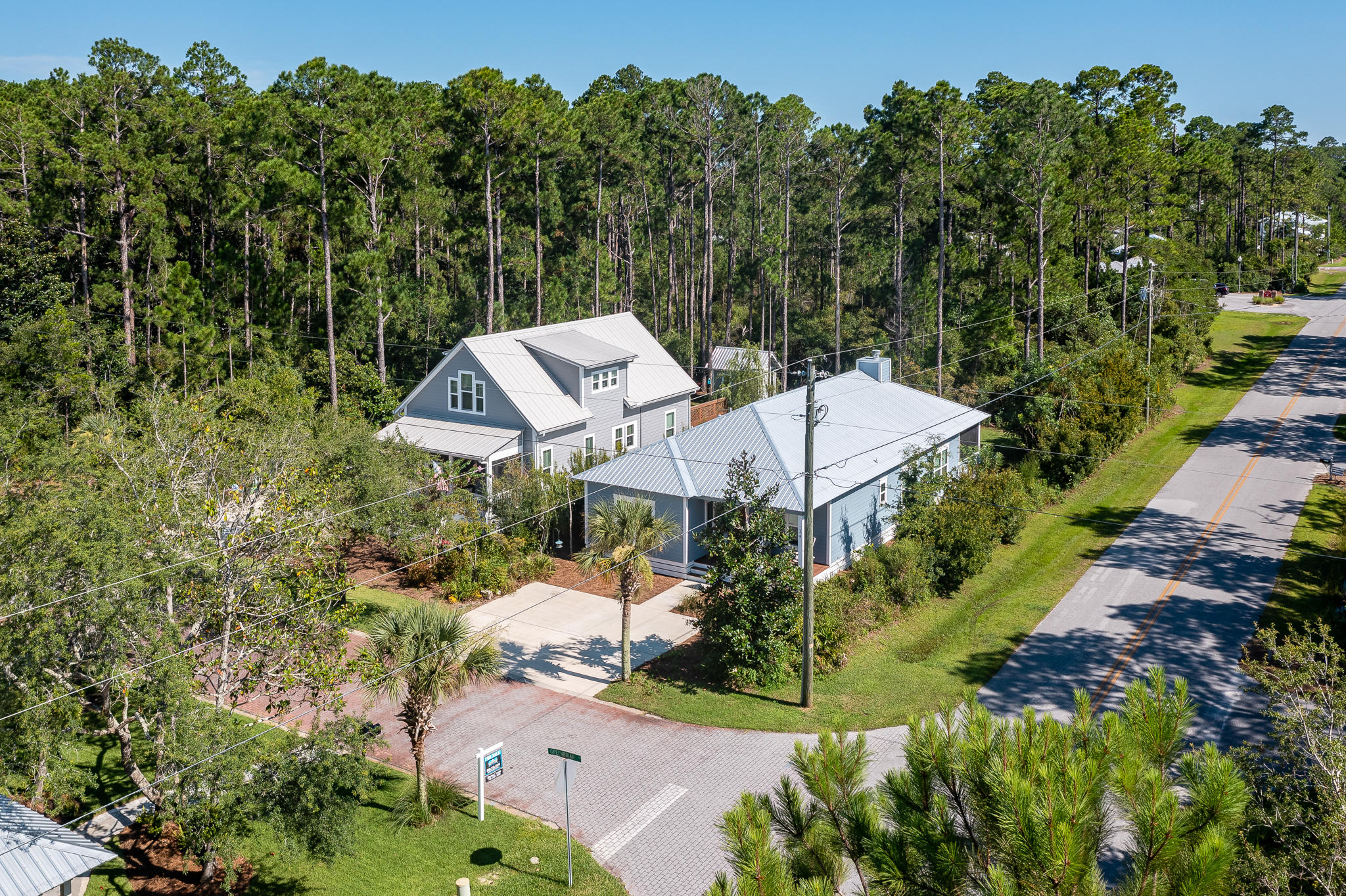 GRAYTON BAYOU - Residential