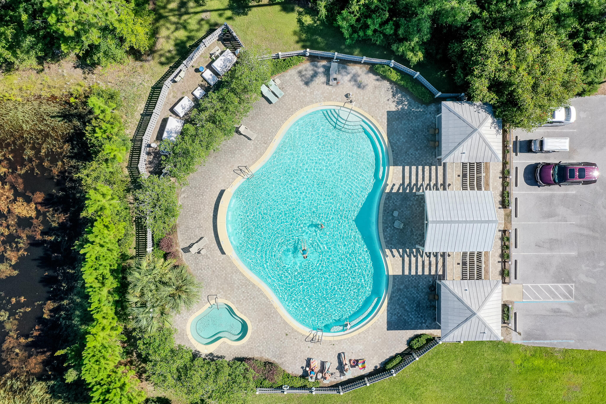 GRAYTON BAYOU - Residential