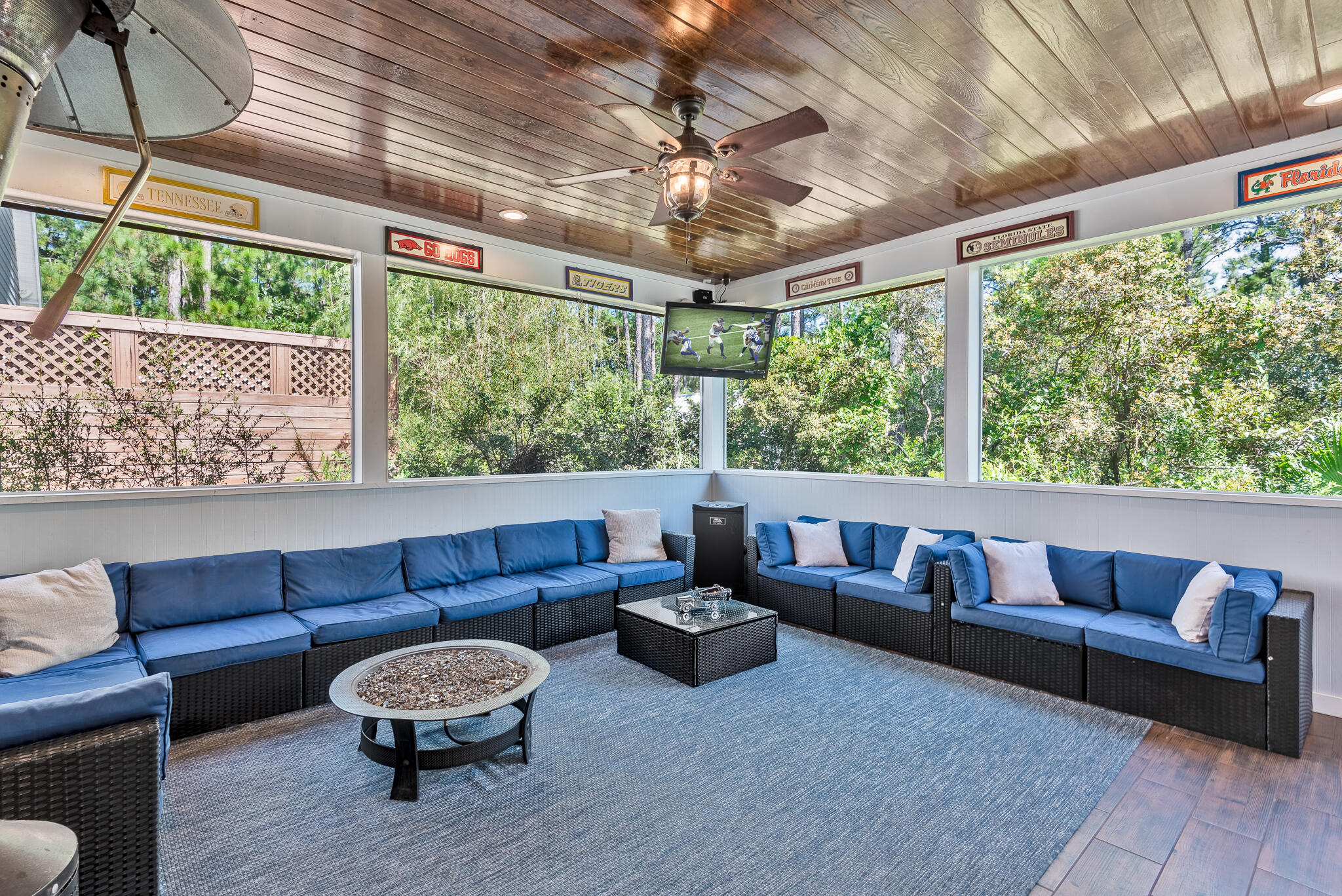 GRAYTON BAYOU - Residential