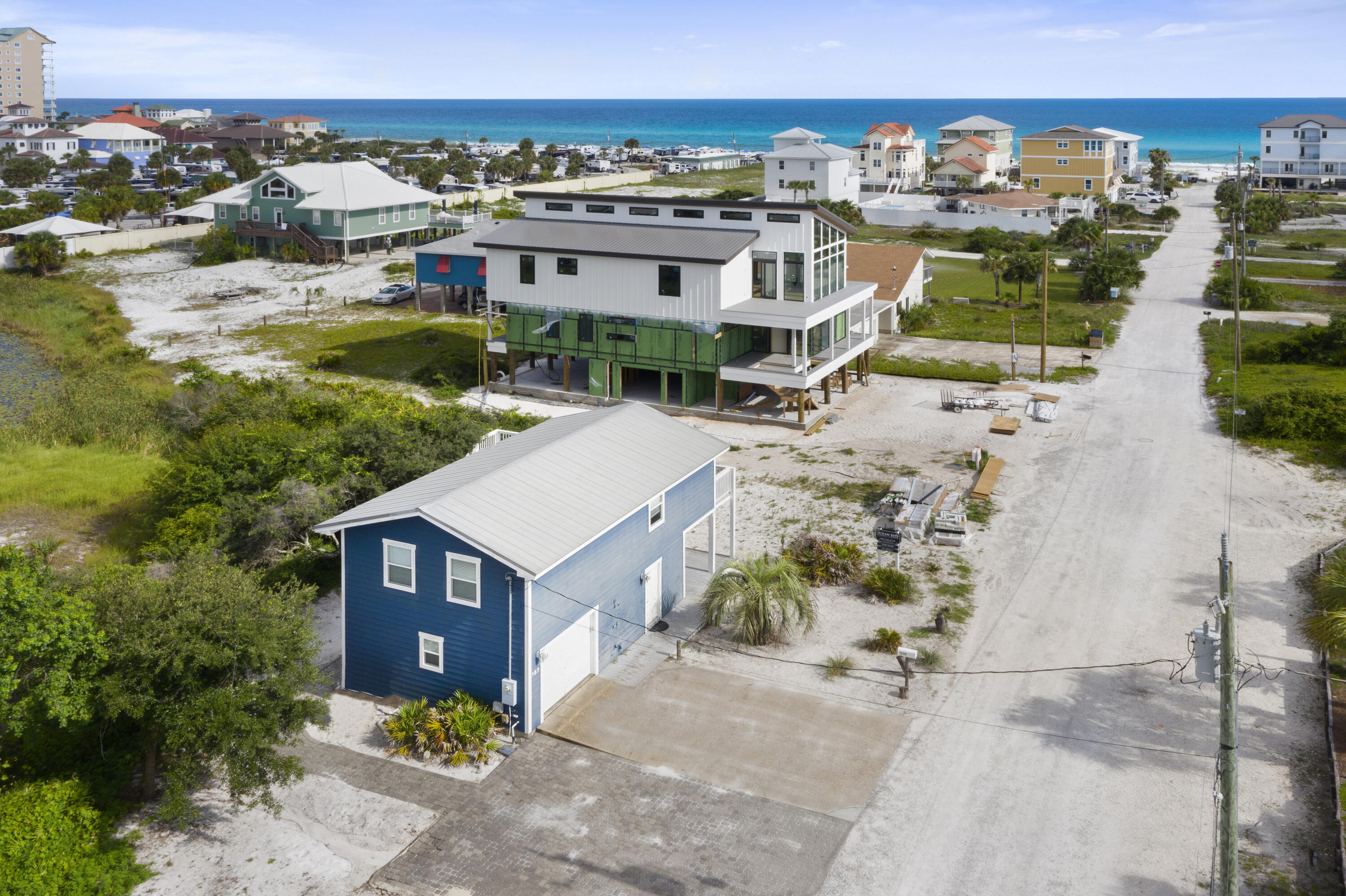 TANG-O-MAR S/D UNREC - Residential