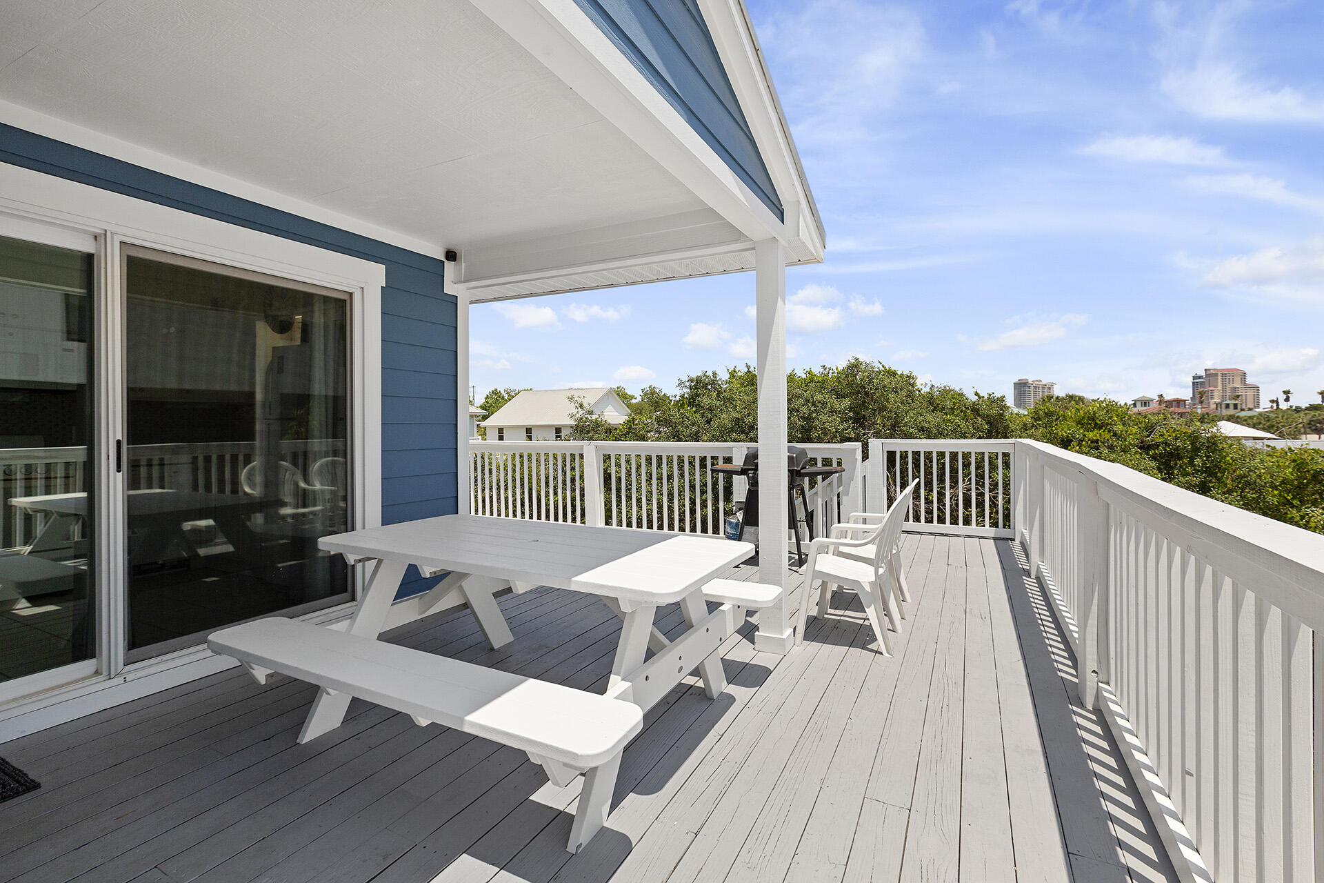 TANG-O-MAR S/D UNREC - Residential