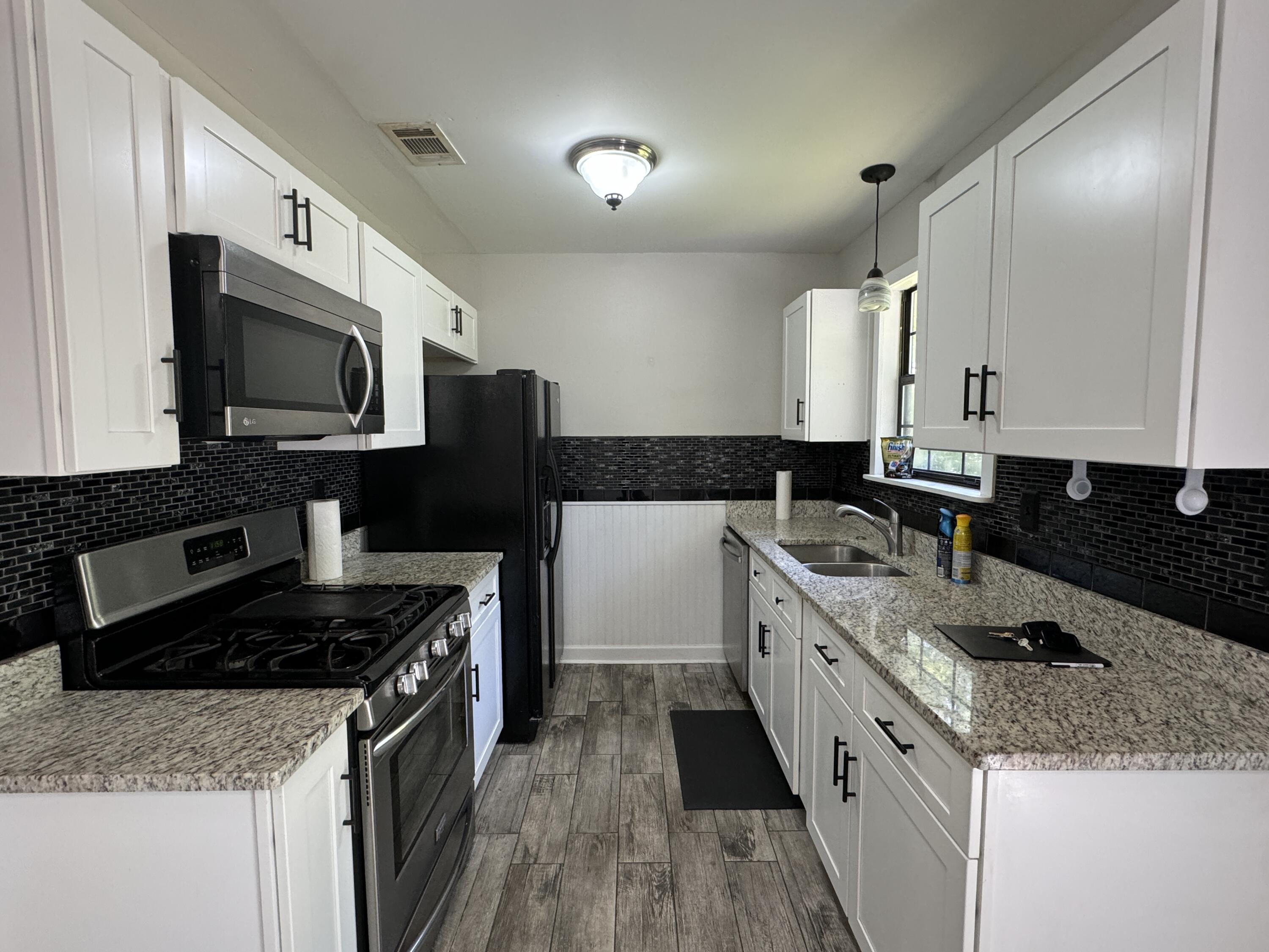 OAKGROVE S/D - Residential Lease