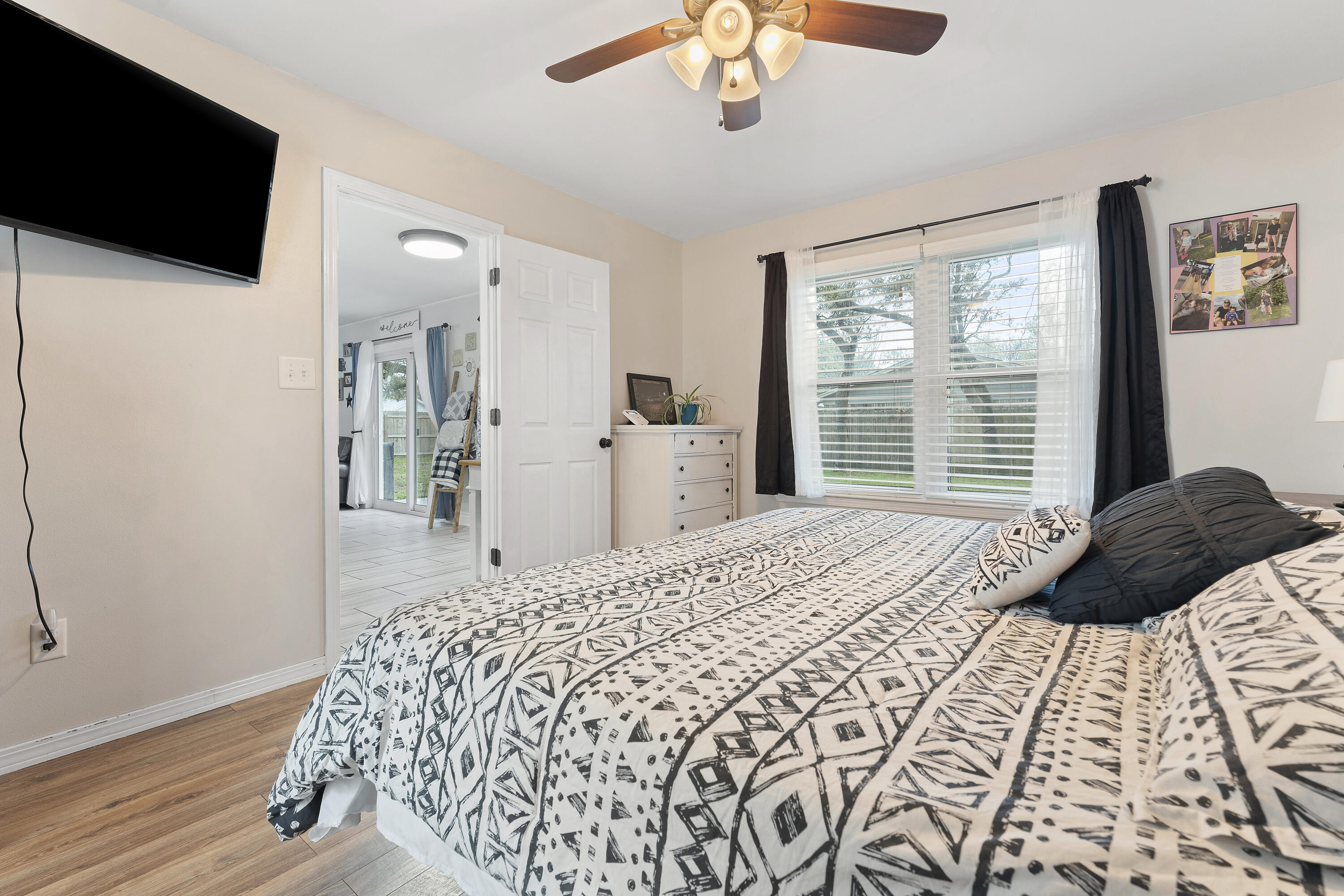 COUNTRY BREEZE ESTATES - Residential