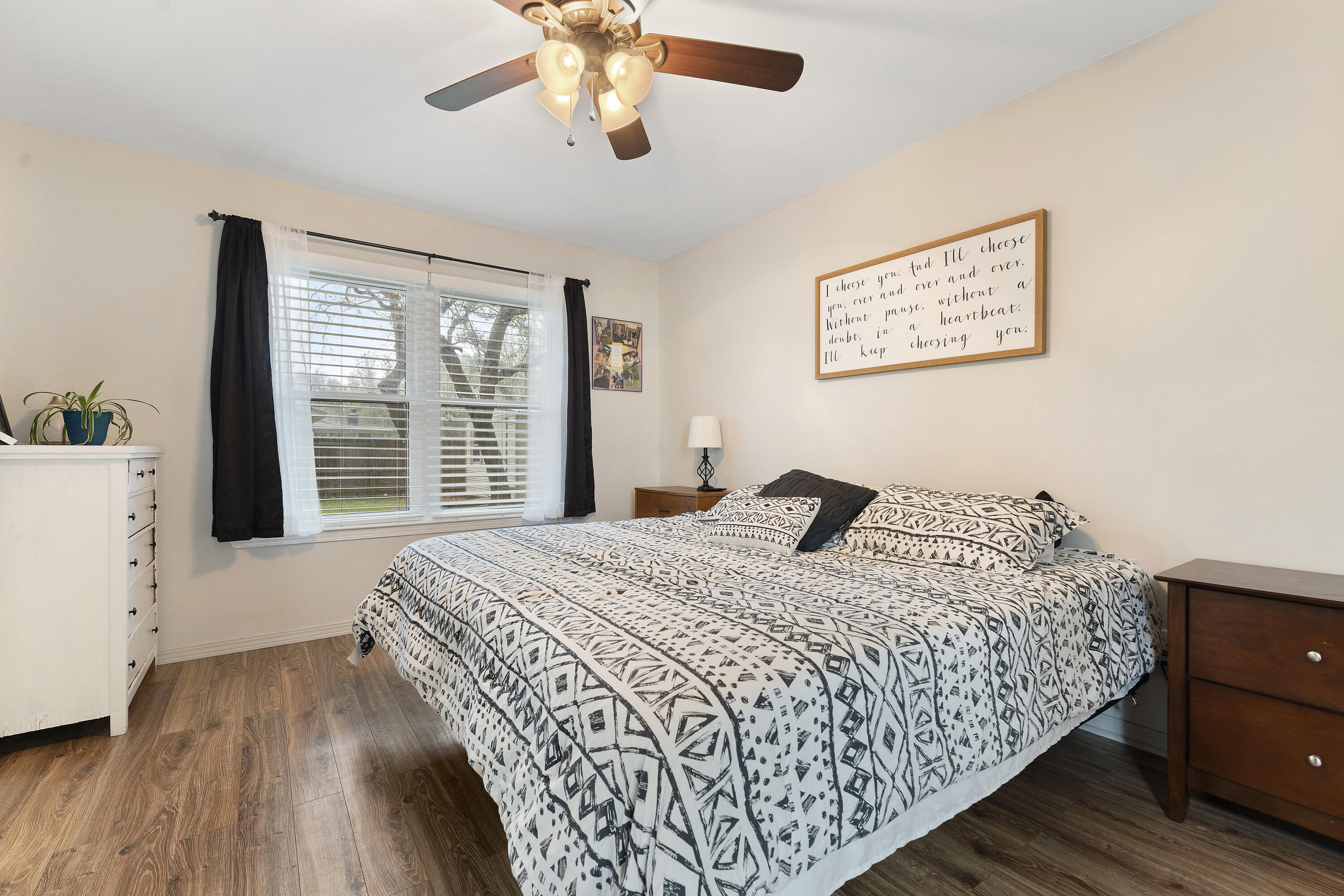 COUNTRY BREEZE ESTATES - Residential