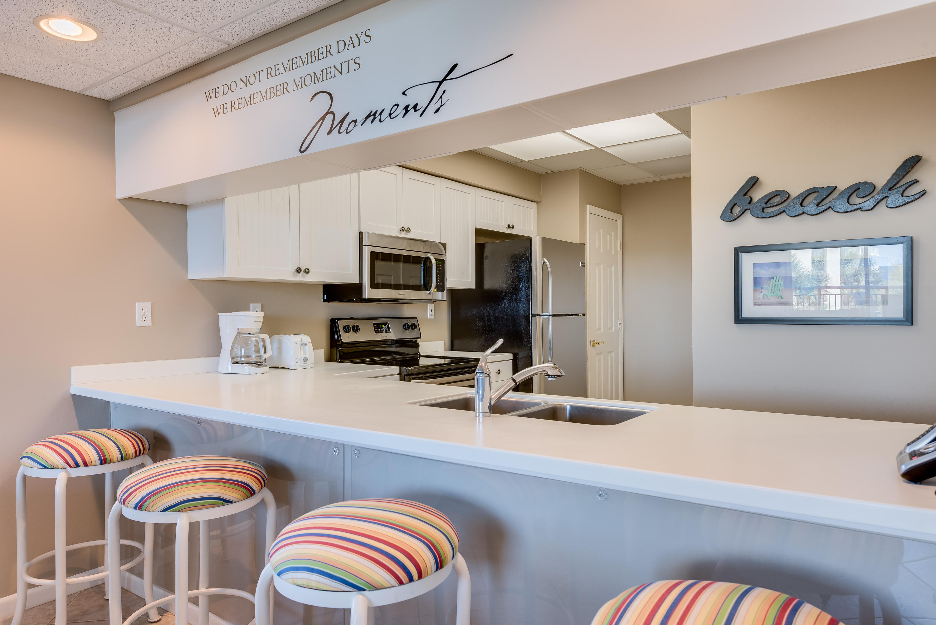 HIGH POINTE RESORT CONDO - Residential