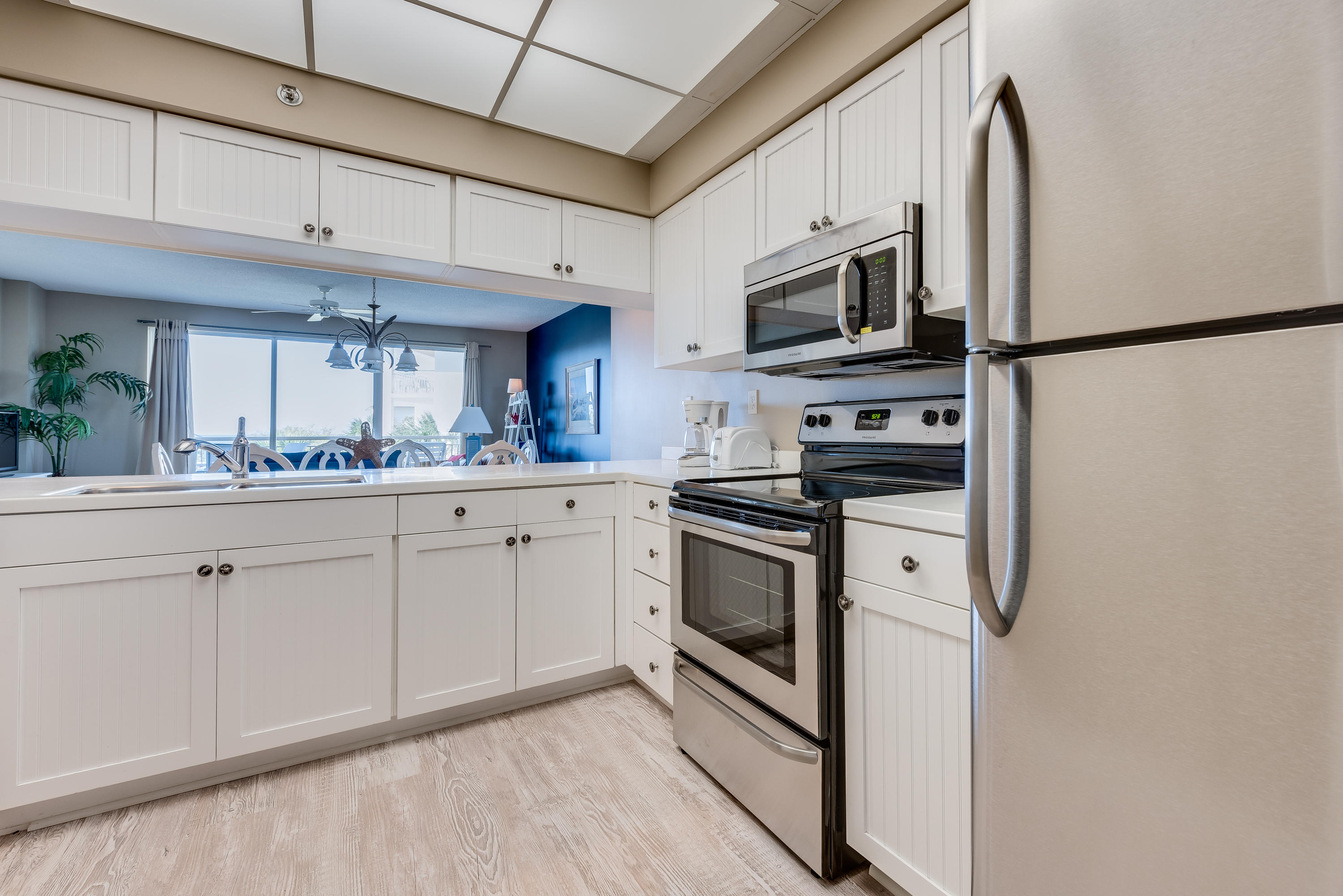 HIGH POINTE RESORT CONDO - Residential