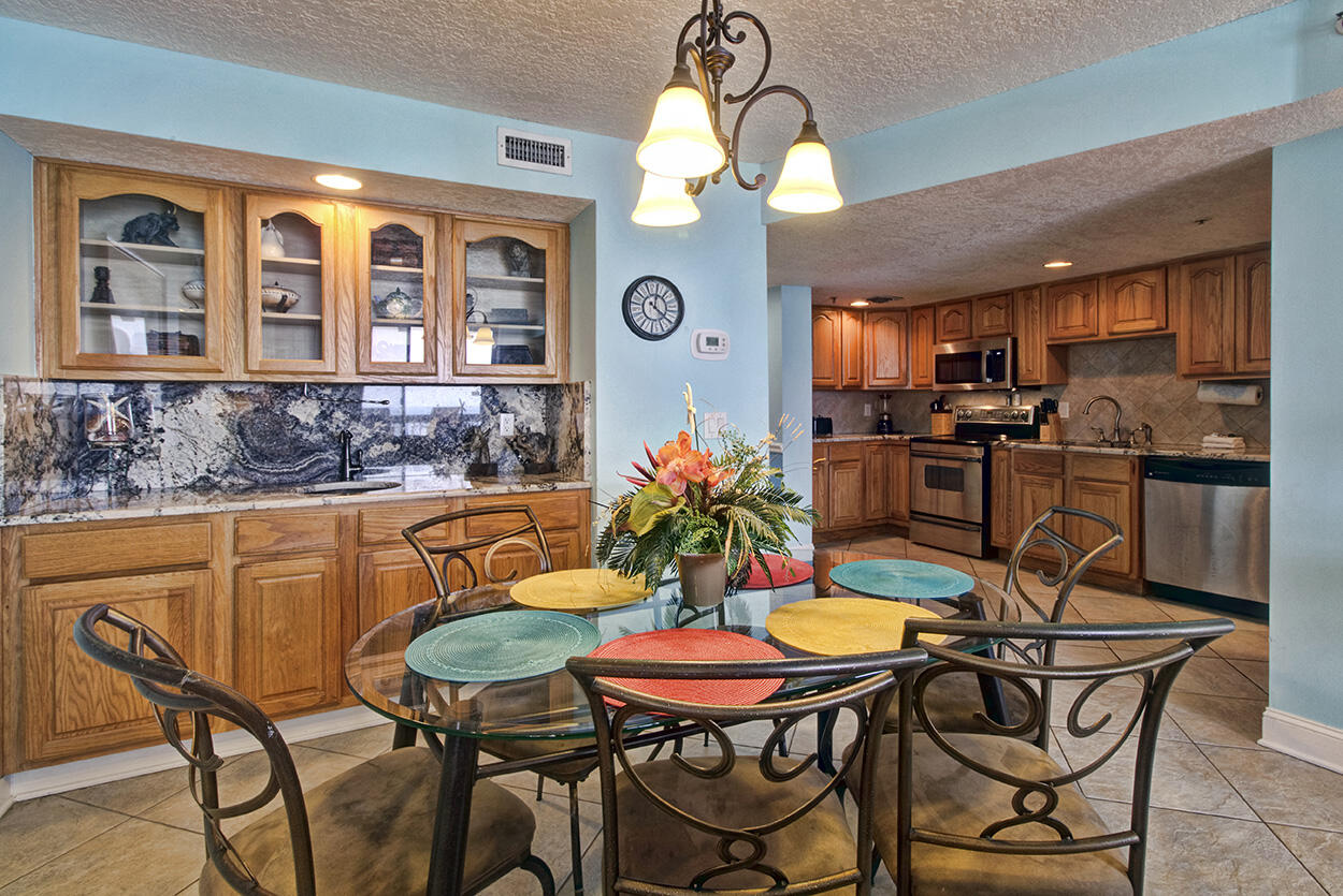 SUNDESTIN INTERNATIONAL CONDO - Residential