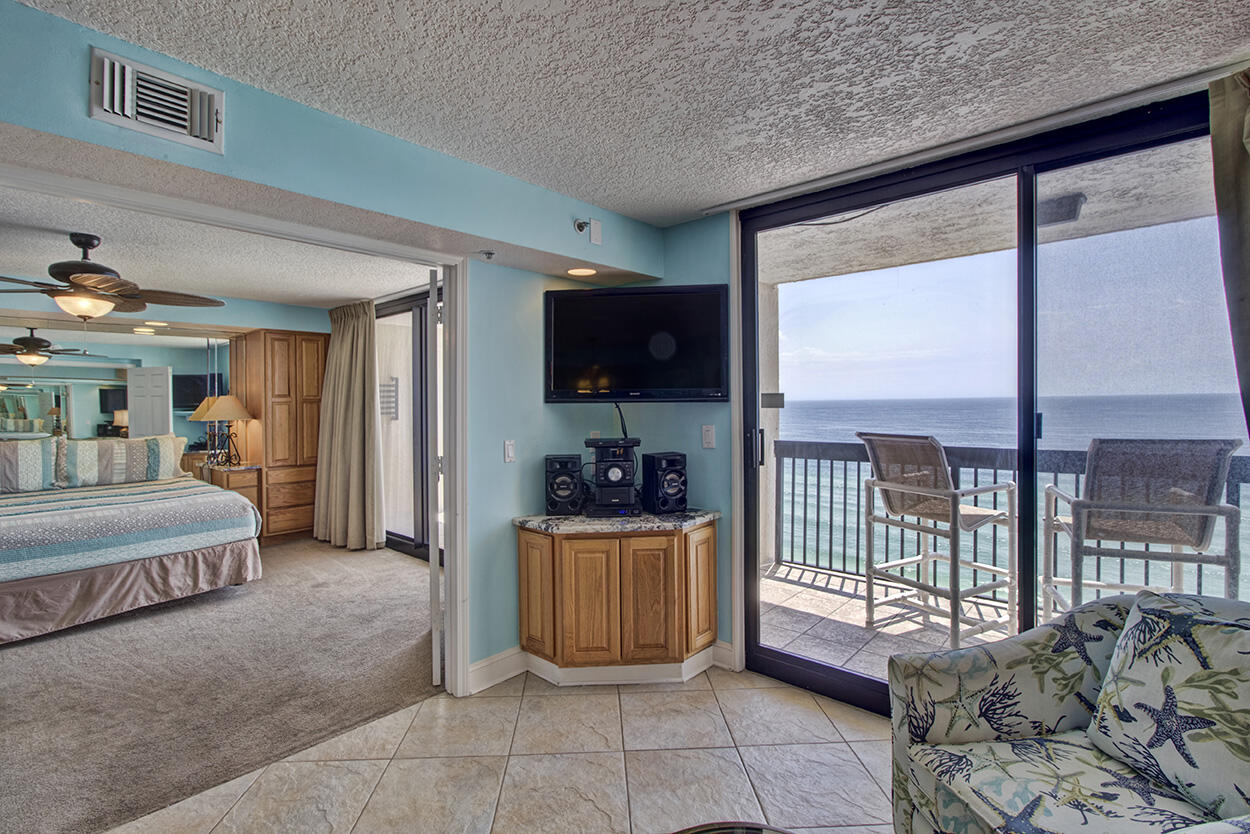 SUNDESTIN INTERNATIONAL CONDO - Residential