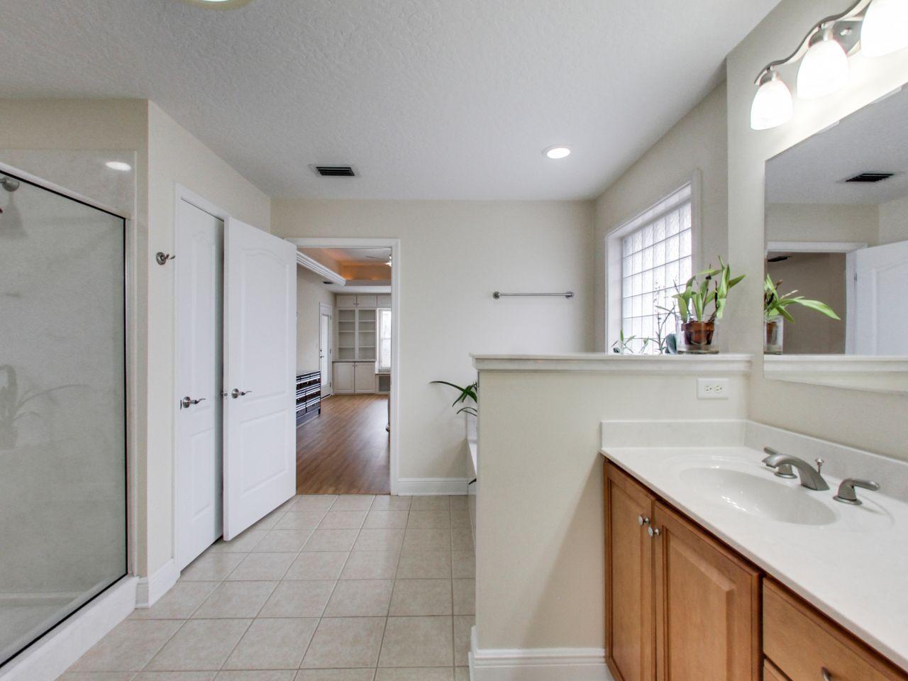 BRIDGEPORT COLONY - Residential