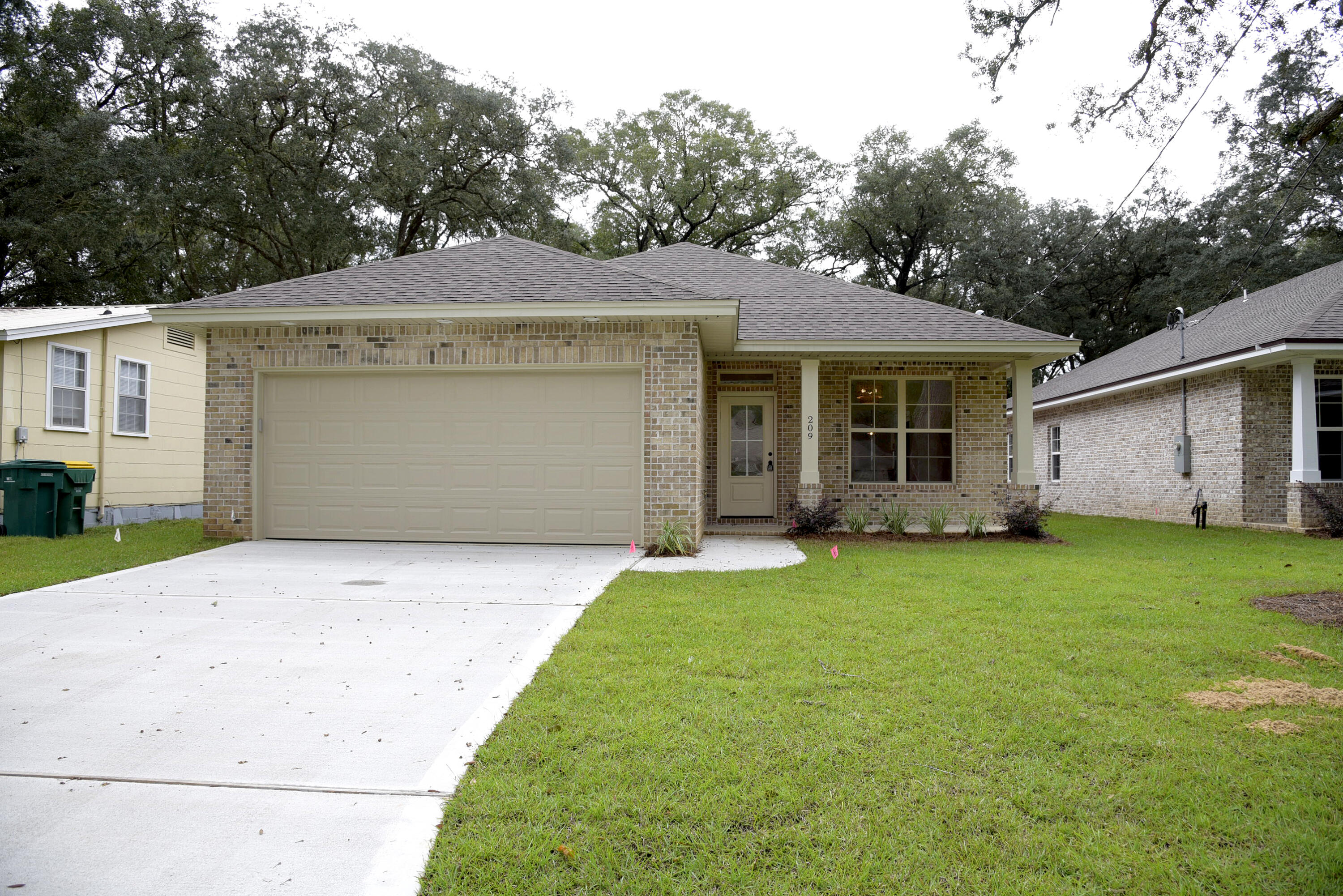 This stunning 4-bedroom, 2-bathroom house in Niceville boasts an open floor plan, perfect for entertaining guests or relaxing with family. The modern kitchen features stainless steel appliances and granite countertops, adding a touch of luxury to everyday living. Step outside to enjoy the privacy of a fenced backyard, ideal for outdoor activities or simply unwinding in a tranquil setting. Don't miss out on this chance to make this beautiful house your new home!