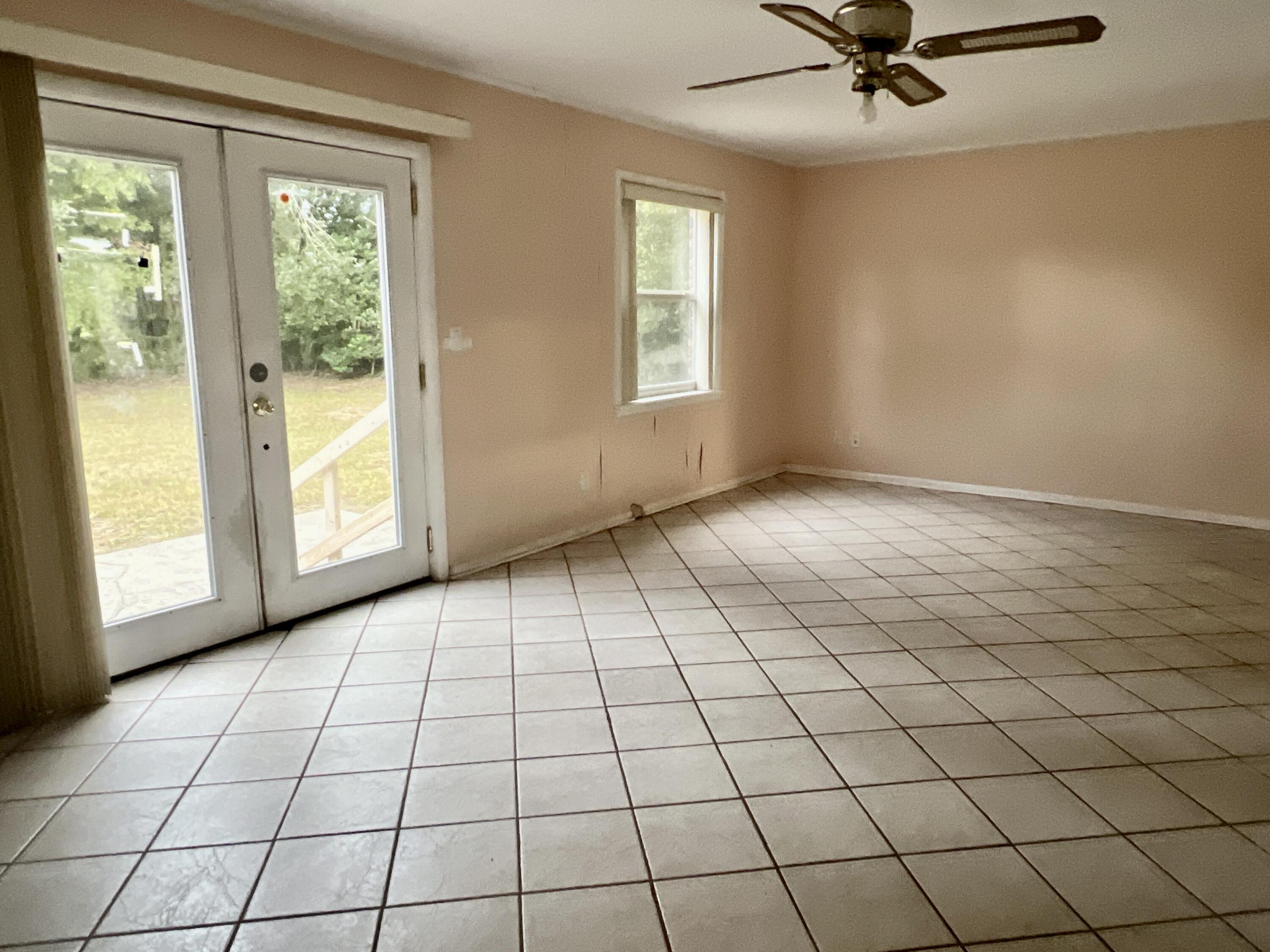 SHADY TERRACE - Residential