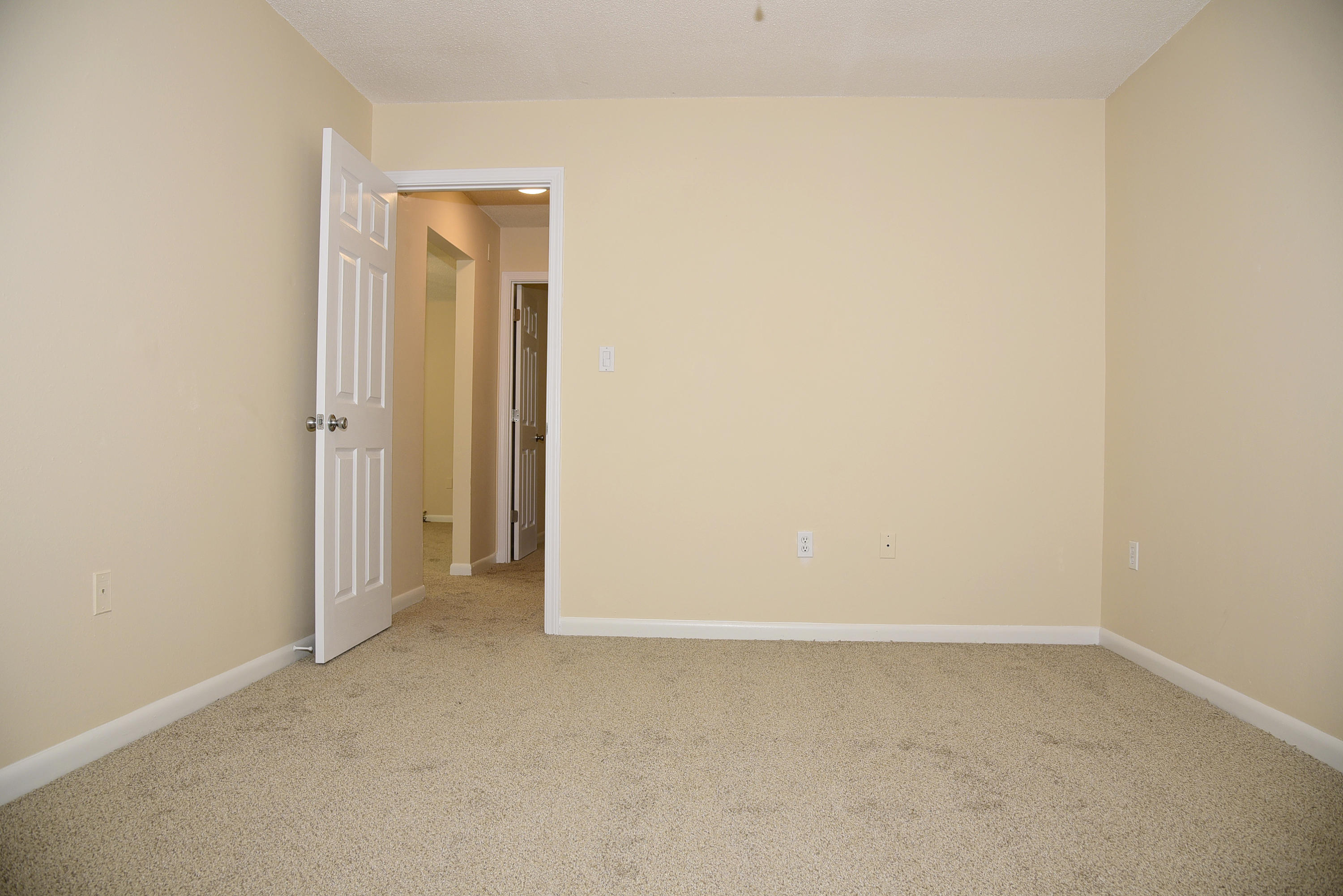 HELMS & ALLEN - Residential Lease