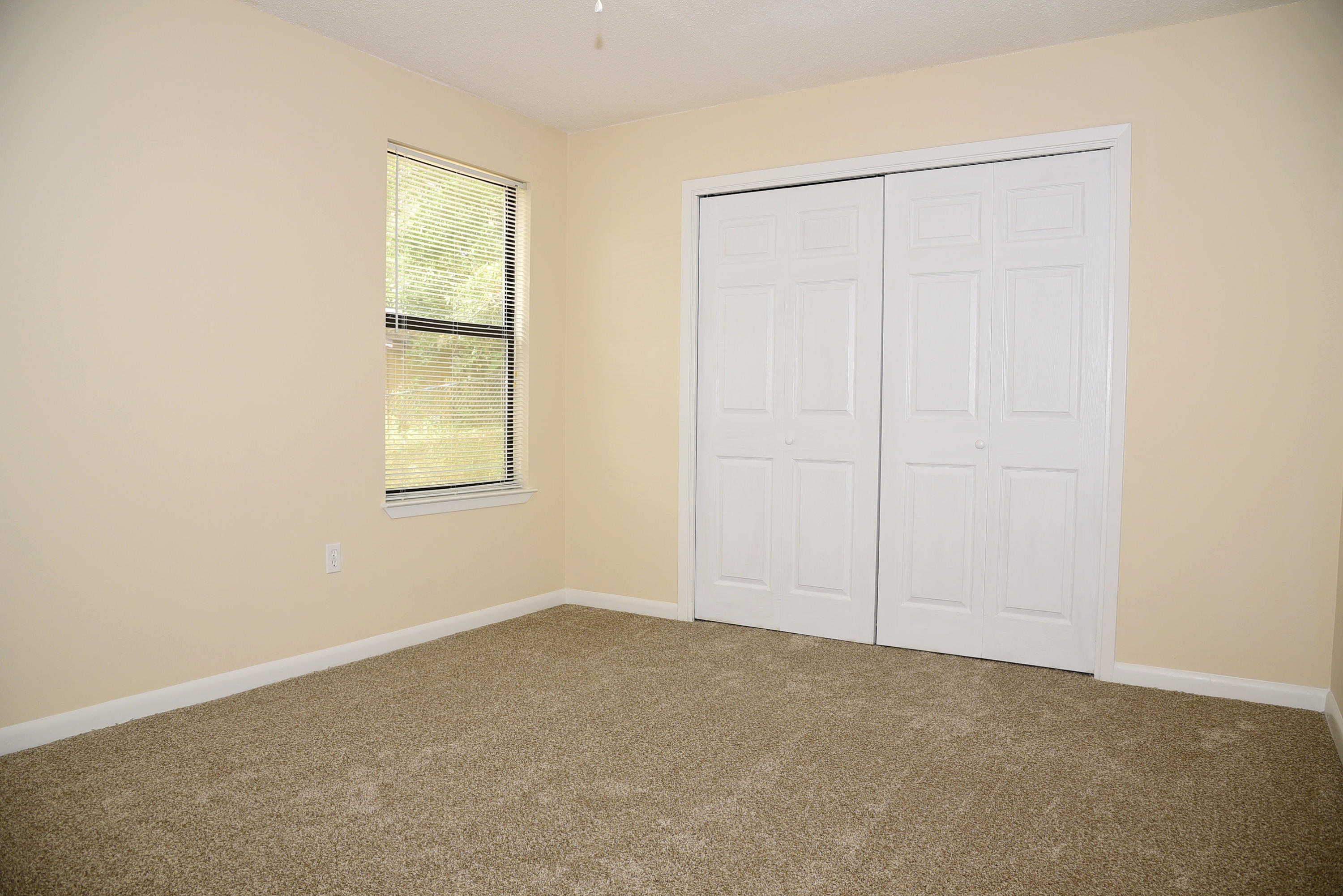 HELMS & ALLEN - Residential Lease